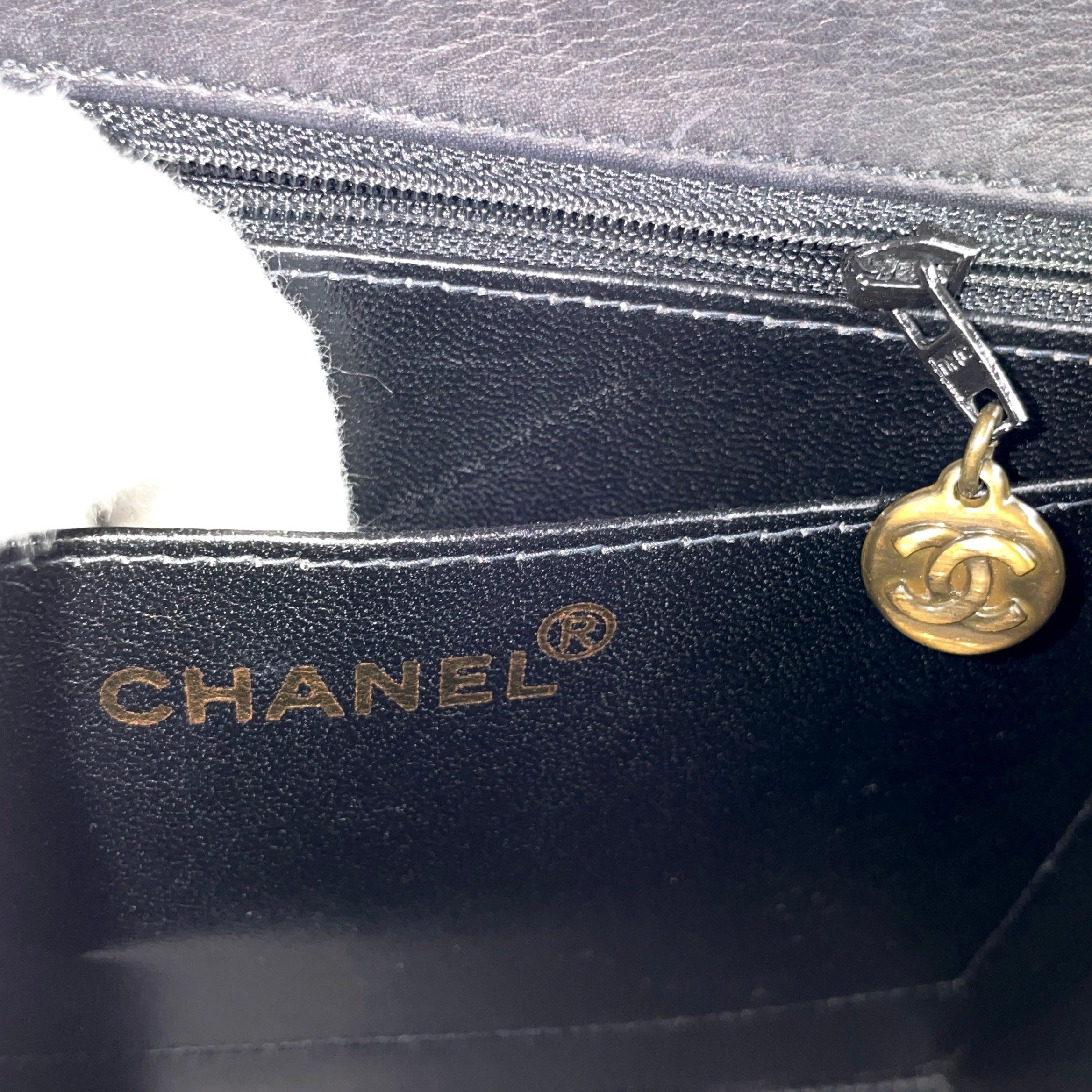 Chanel Chanel Matelasse Kelly-Style Turnlock Handbag Size ONE SIZE - 13 Thumbnail