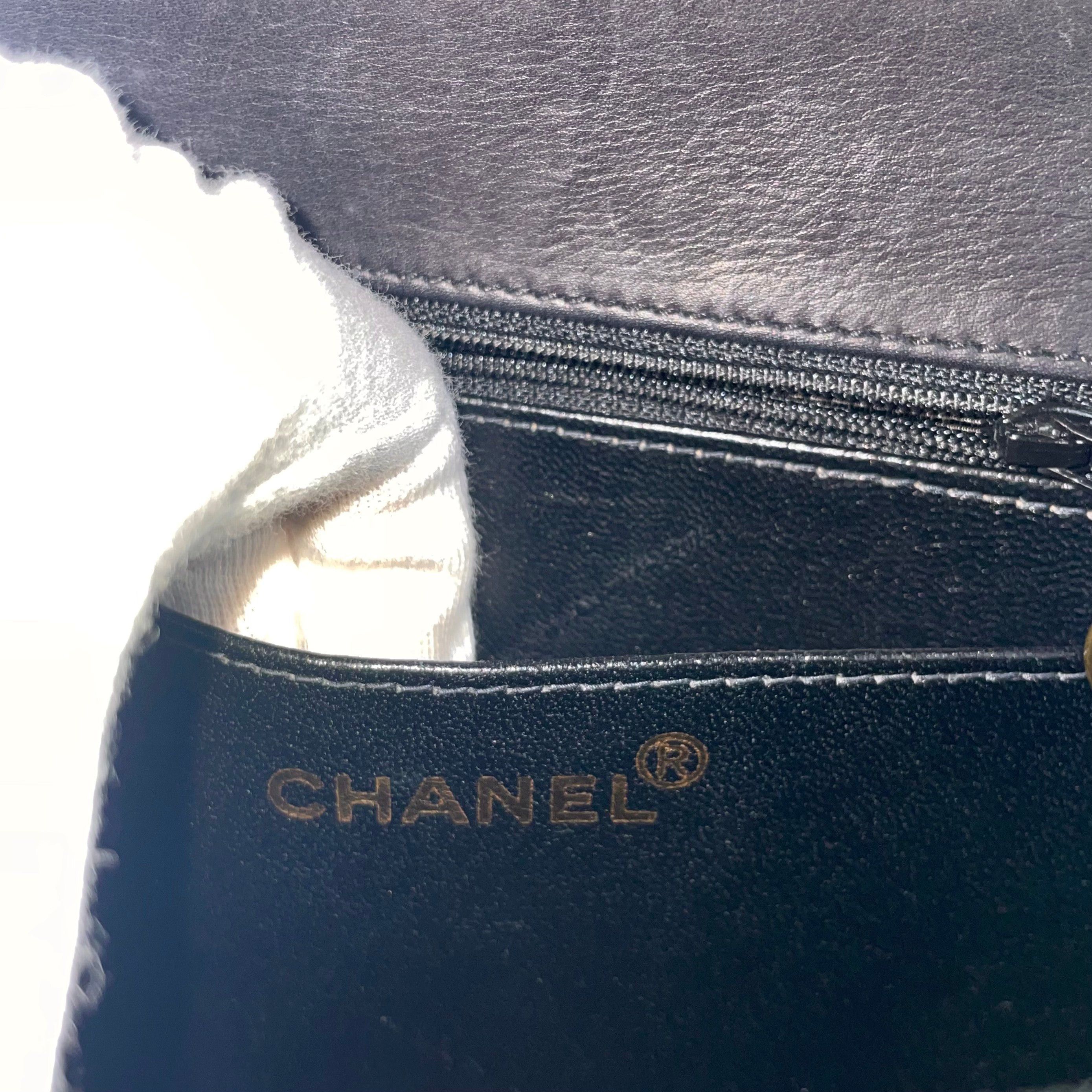 Chanel Chanel Matelasse Kelly-Style Turnlock Handbag Size ONE SIZE - 11 Thumbnail