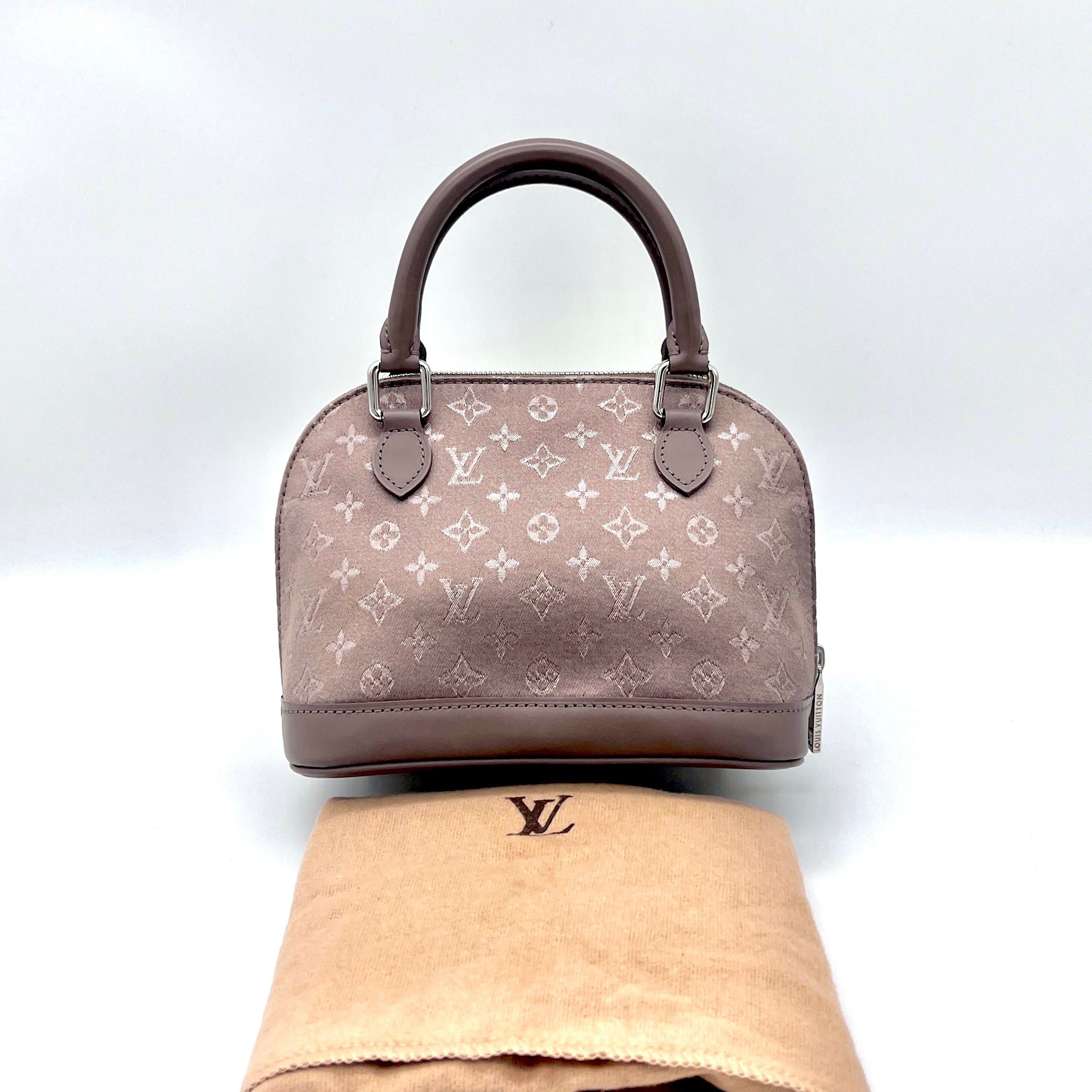 Louis Vuitton Louis Vuitton Monogram Satin Little Alma M92147 Size ONE SIZE - 4 Thumbnail