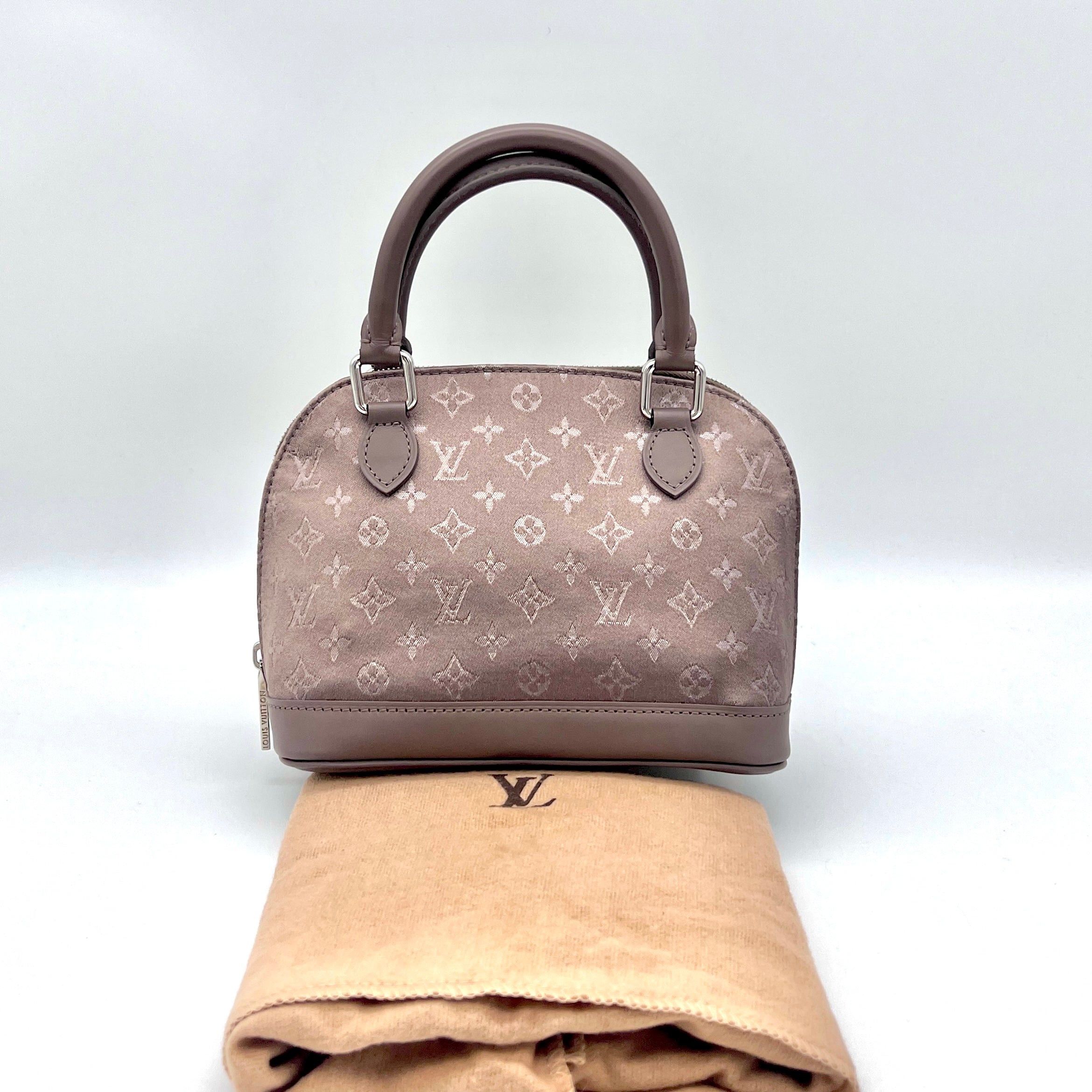 Louis Vuitton Louis Vuitton Monogram Satin Little Alma M92147 Size ONE SIZE - 3 Thumbnail