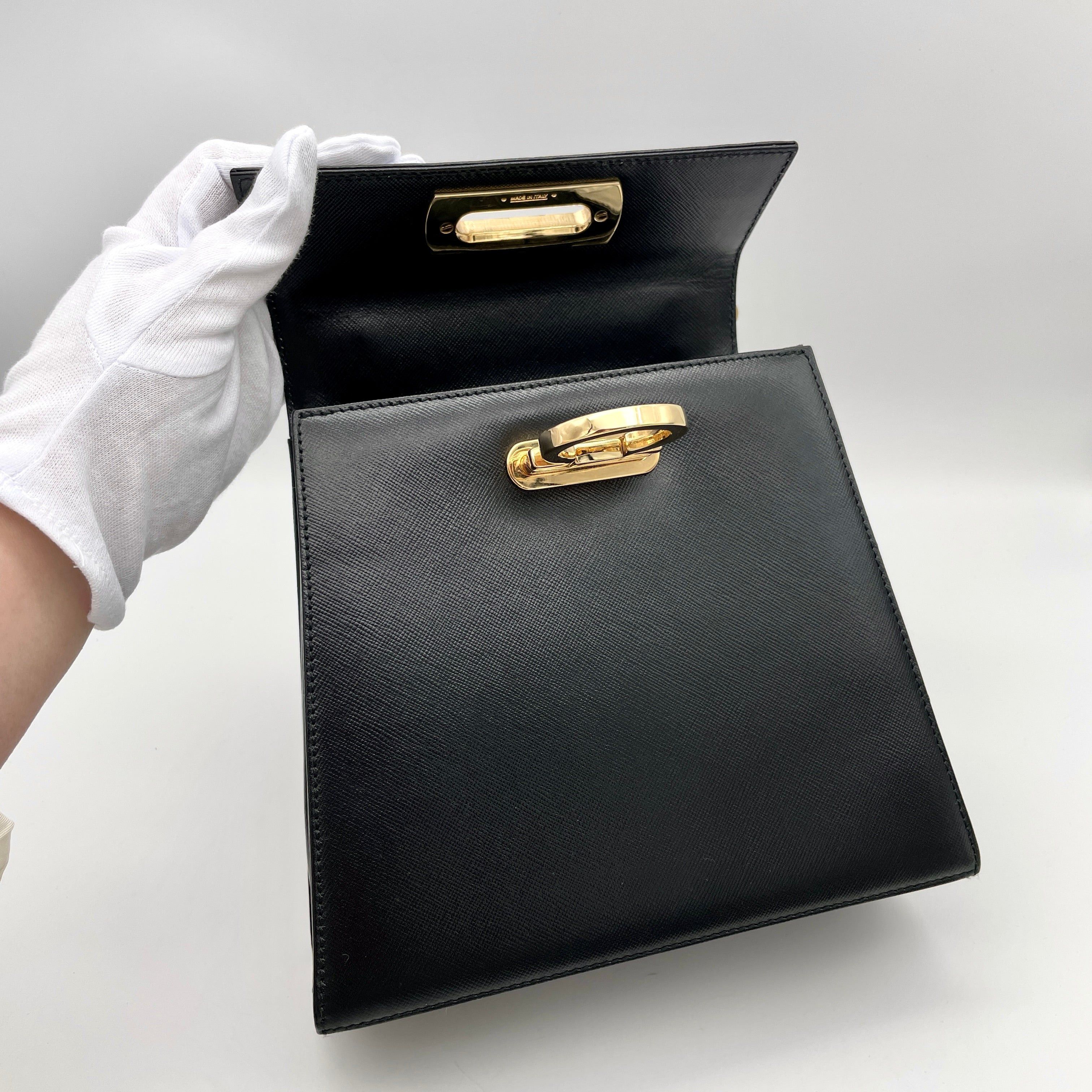 Salvatore Ferragamo Salvatore Ferragamo Gancini Top Handbag Black Ghw Size ONE SIZE - 10 Thumbnail