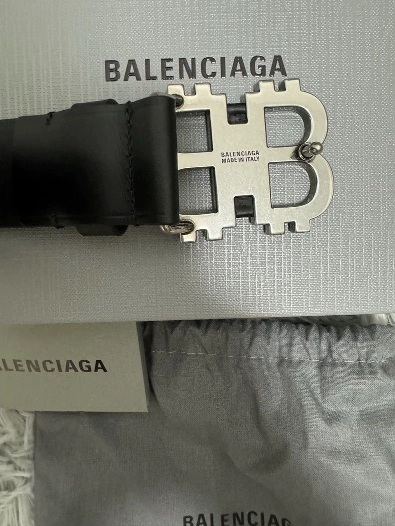 Balenciaga Bitcoin belt-zp