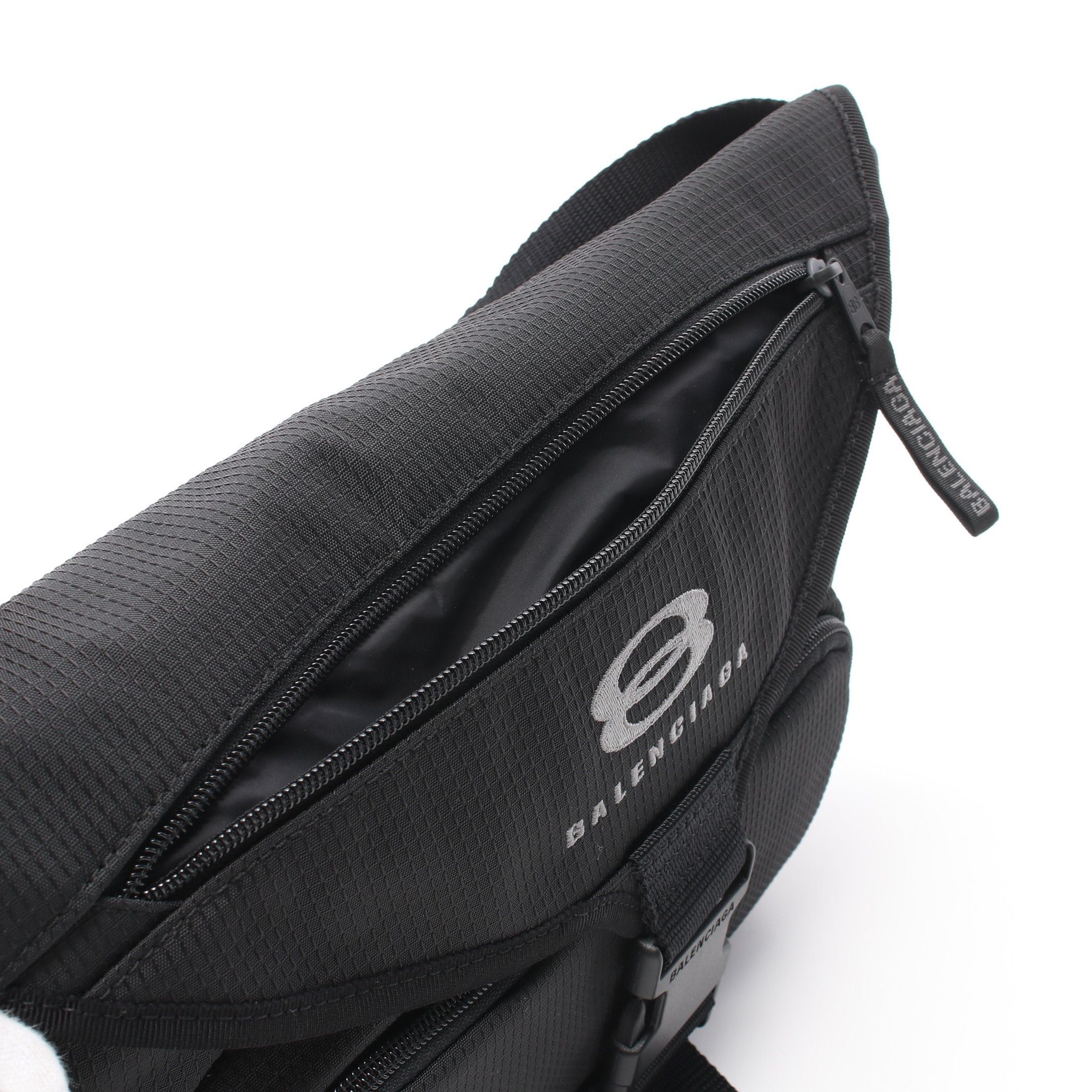Balenciaga Balenciaga Unity Beltpack L Body Bag Waist Fabric Black Size ONE SIZE - 6 Thumbnail