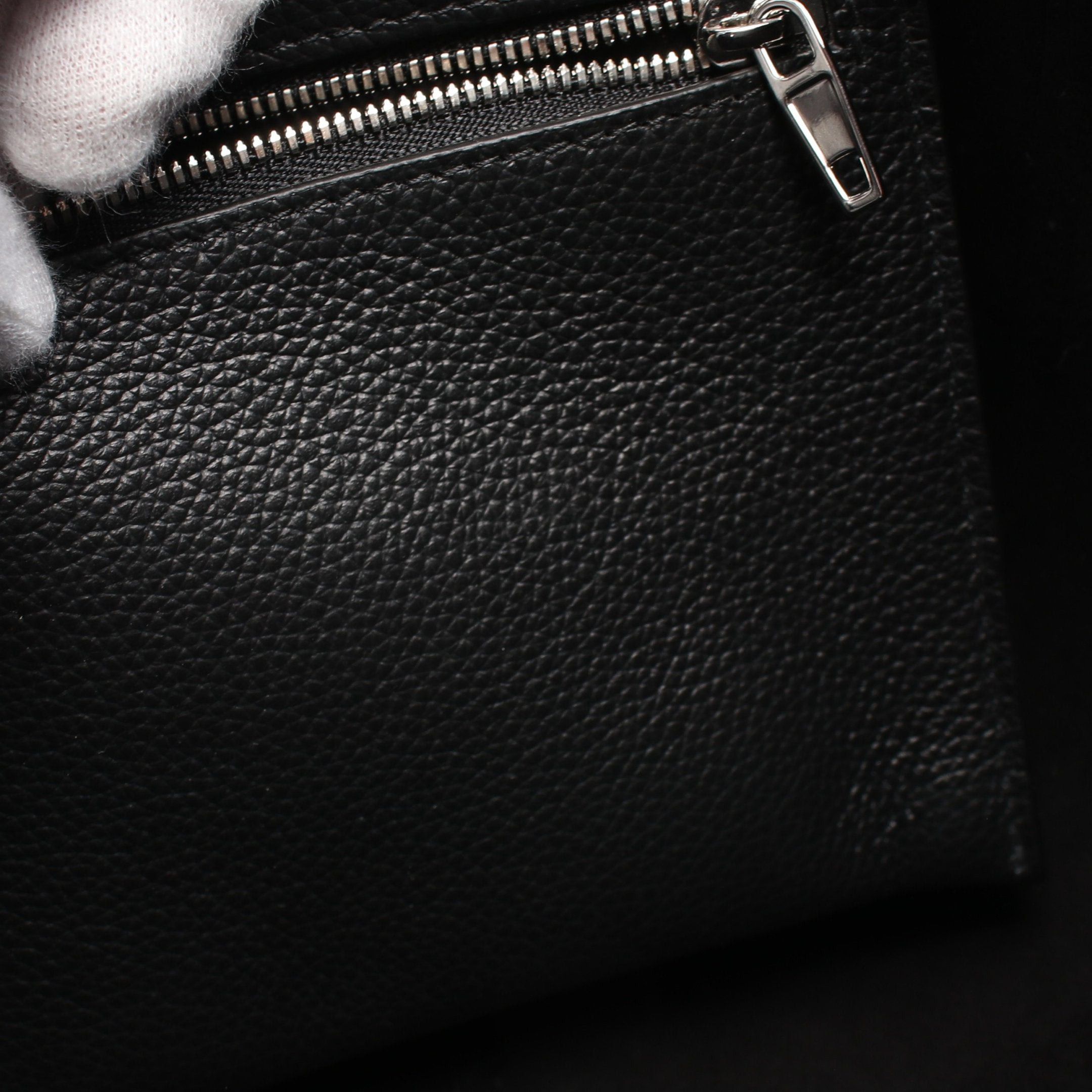 Balenciaga Balenciaga Everyday Xs North South Handbag Leather Black Size ONE SIZE - 6 Thumbnail