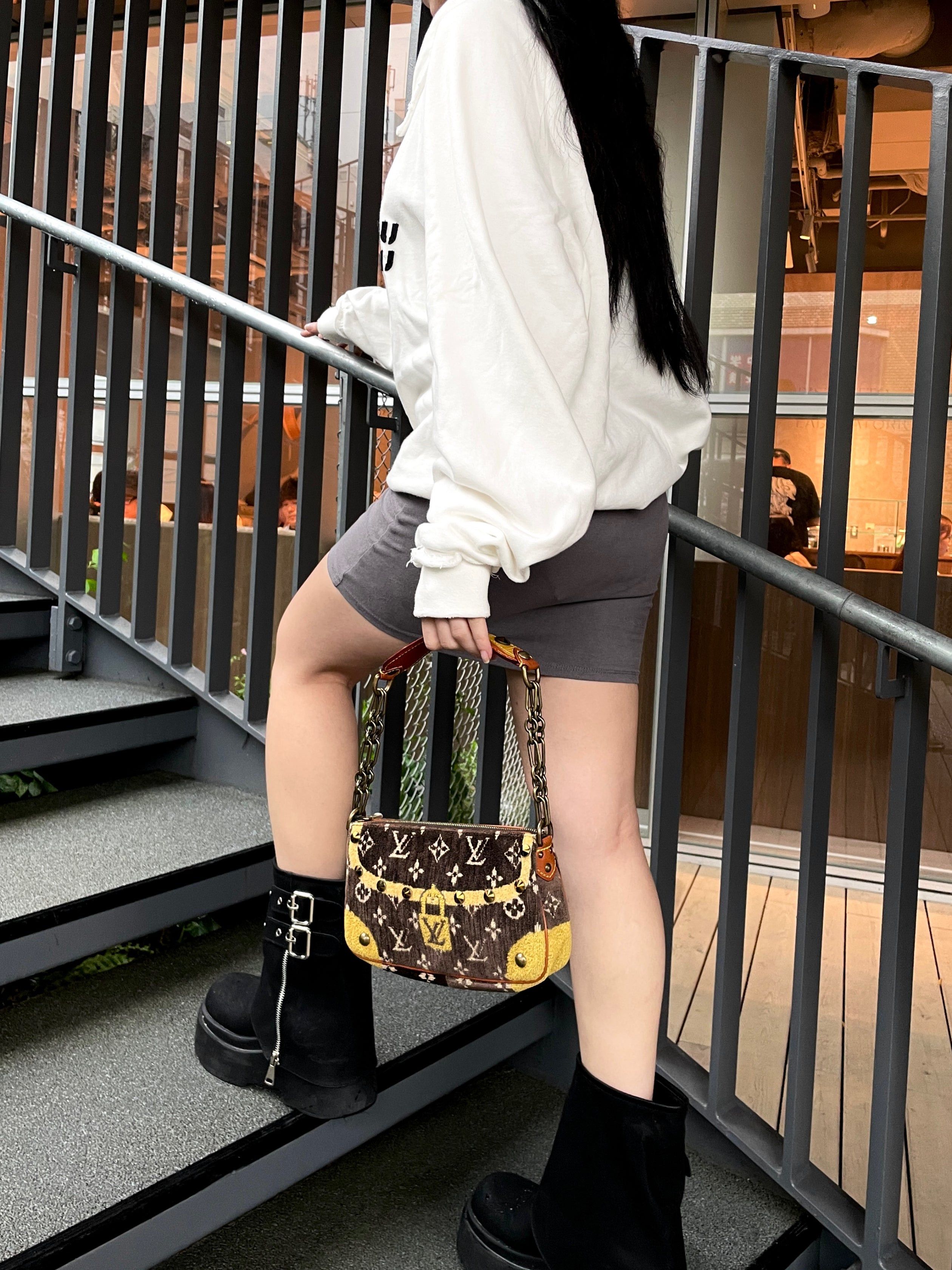 Louis Vuitton Louis Vuitton 2004 Autumn/Winter Collection Trompouille Pochette Accessory M92710 Size ONE SIZE - 3 Thumbnail