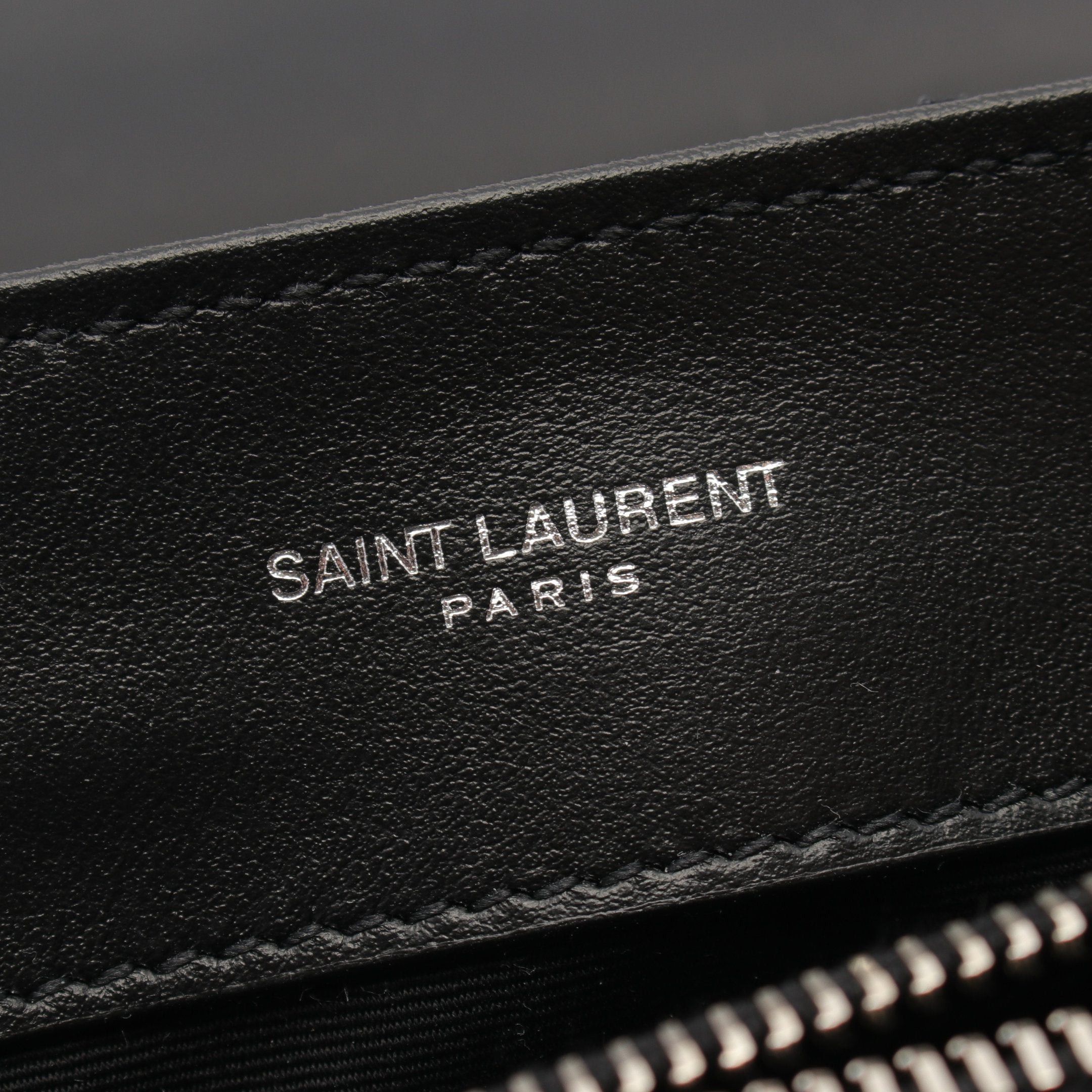 Yves Saint Laurent Yves Saint Laurent Cassandra Chain Shoulder Bag Leather Black Size ONE SIZE - 4 Thumbnail