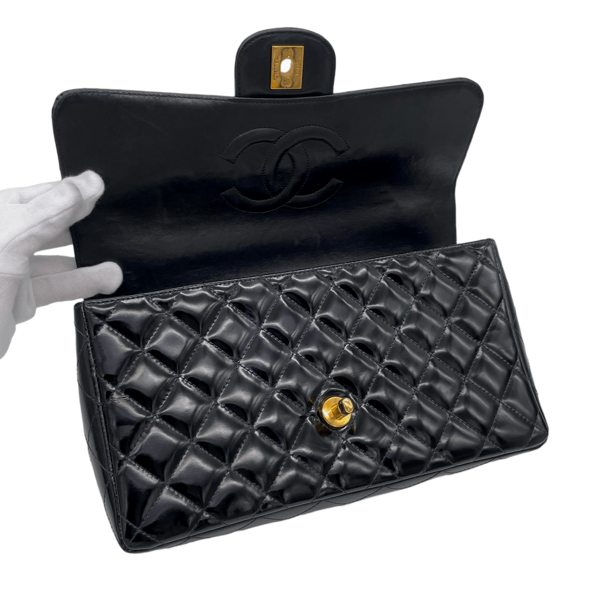 Chanel Chanel Enamel Matelasse Coco Mark Turnlock Handbag Size ONE SIZE - 10 Thumbnail