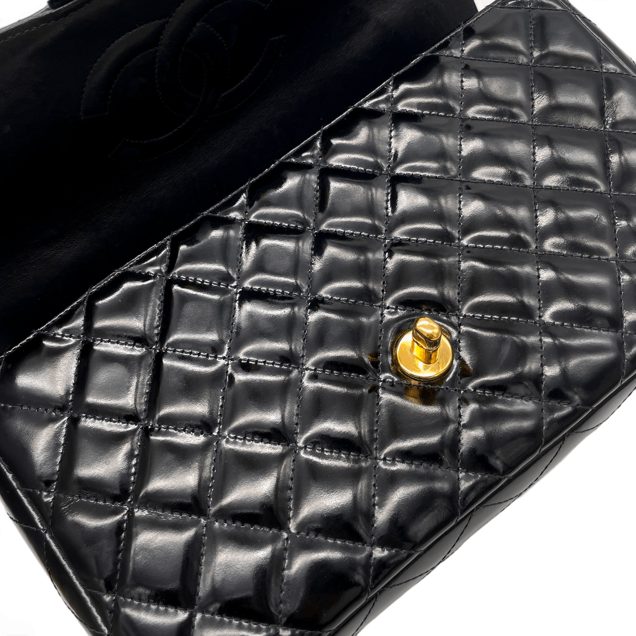 Chanel Chanel Enamel Matelasse Coco Mark Turnlock Handbag Size ONE SIZE - 11 Thumbnail