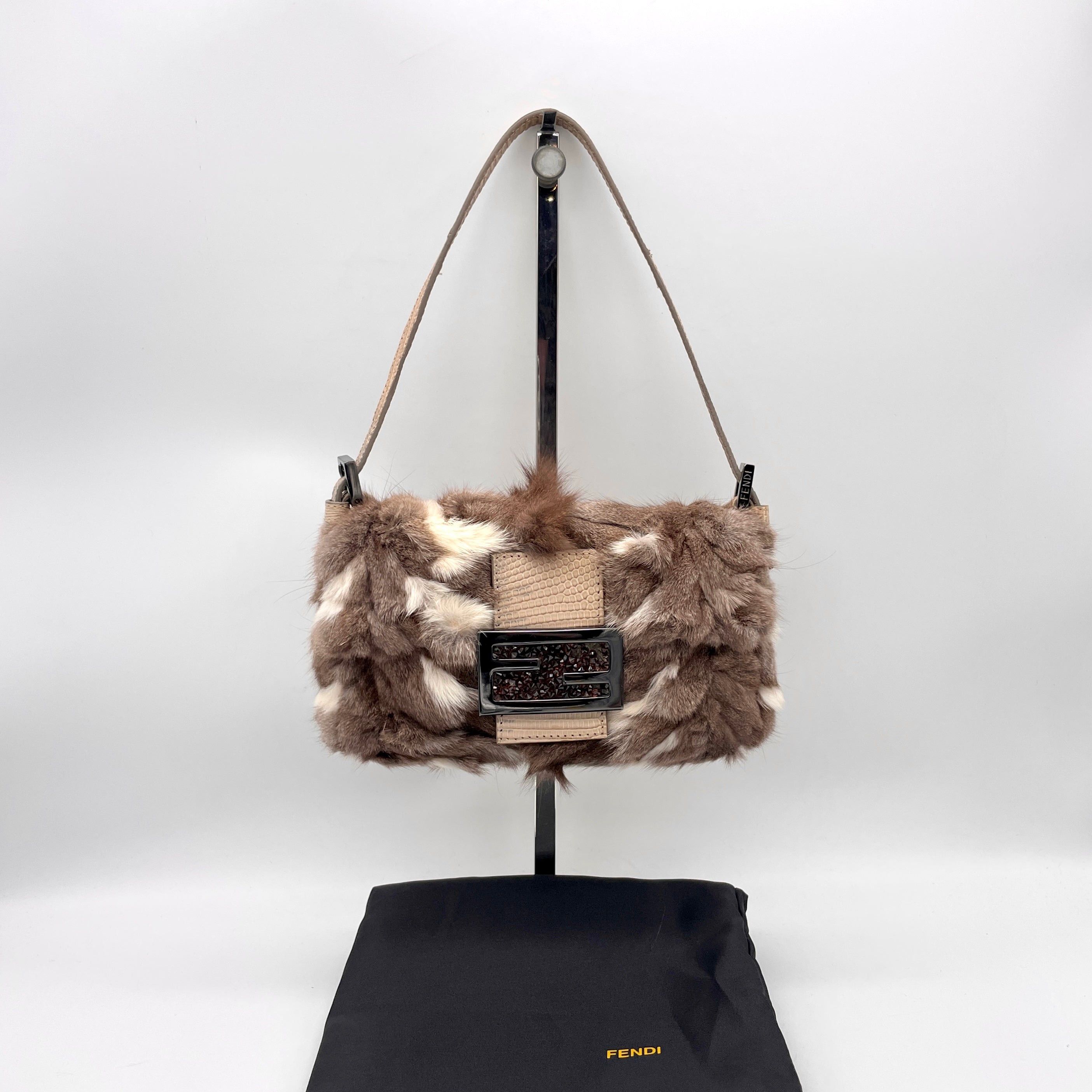 Fendi Fendi Fur Lizard Skin Leather Mini Mamma Bucket Size ONE SIZE - 4 Thumbnail
