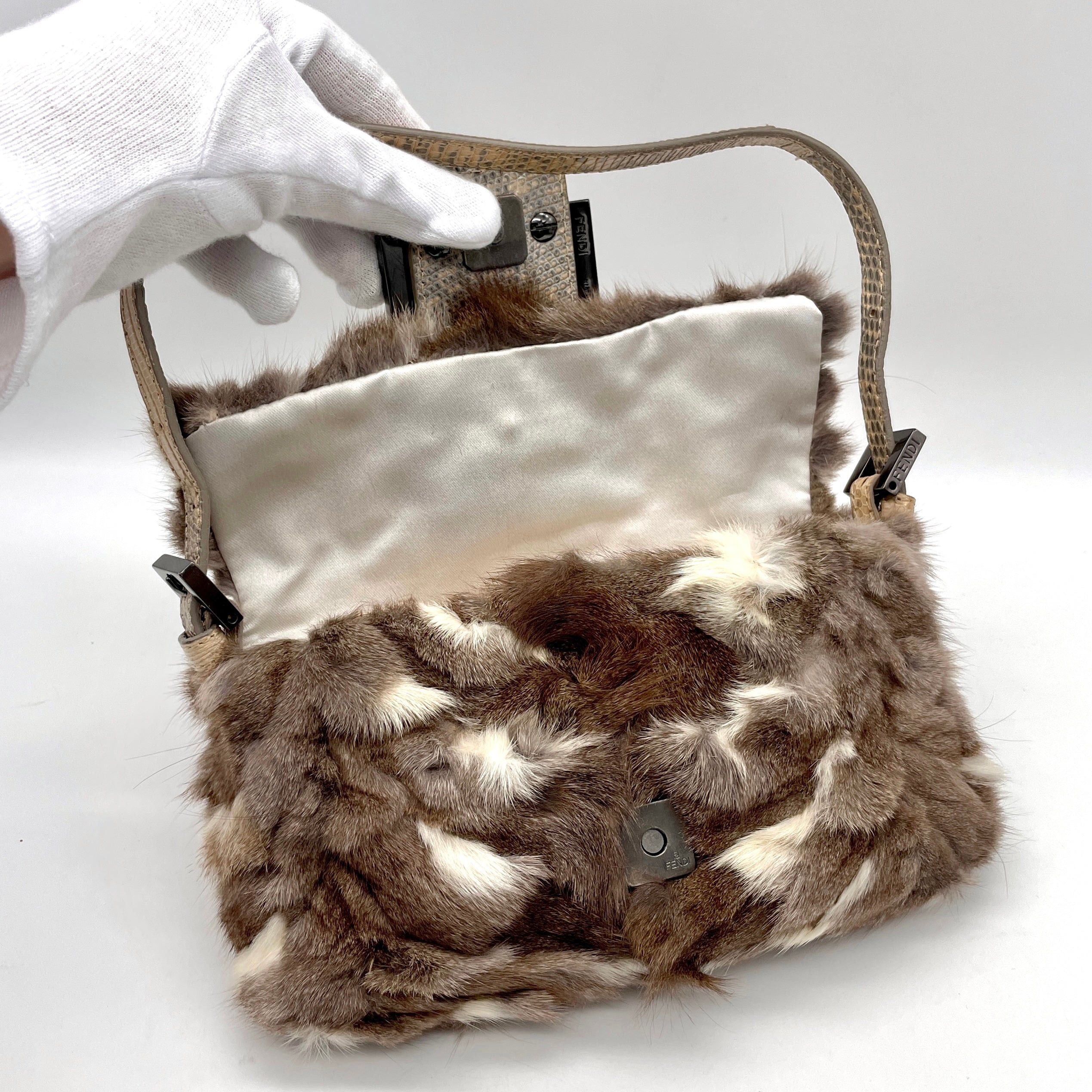Fendi Fendi Fur Lizard Skin Leather Mini Mamma Bucket Size ONE SIZE - 10 Thumbnail