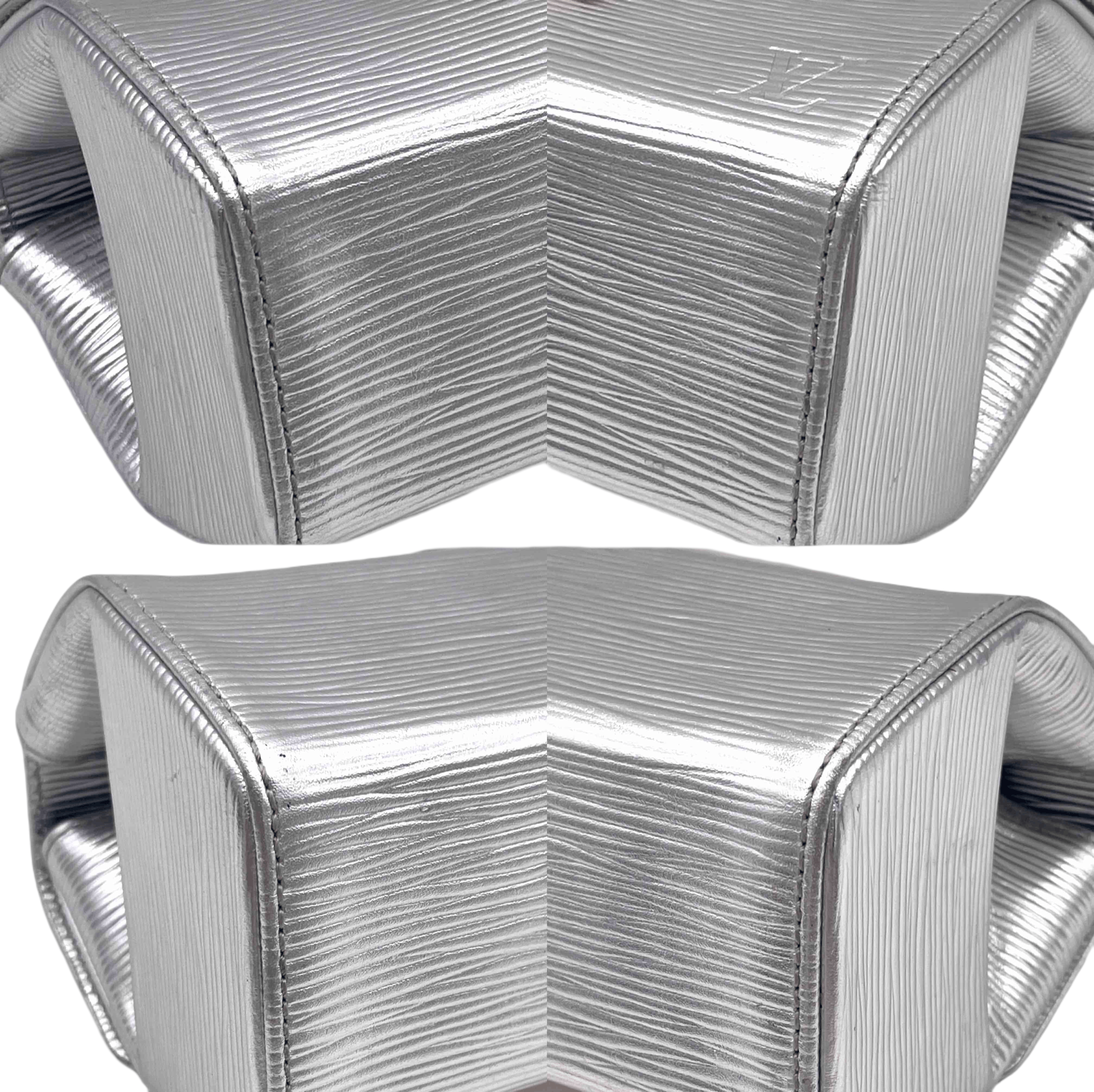 Louis Vuitton Louis Vuitton Epi Galaxia Silver M92183/2001Ss Size ONE SIZE - 8 Thumbnail