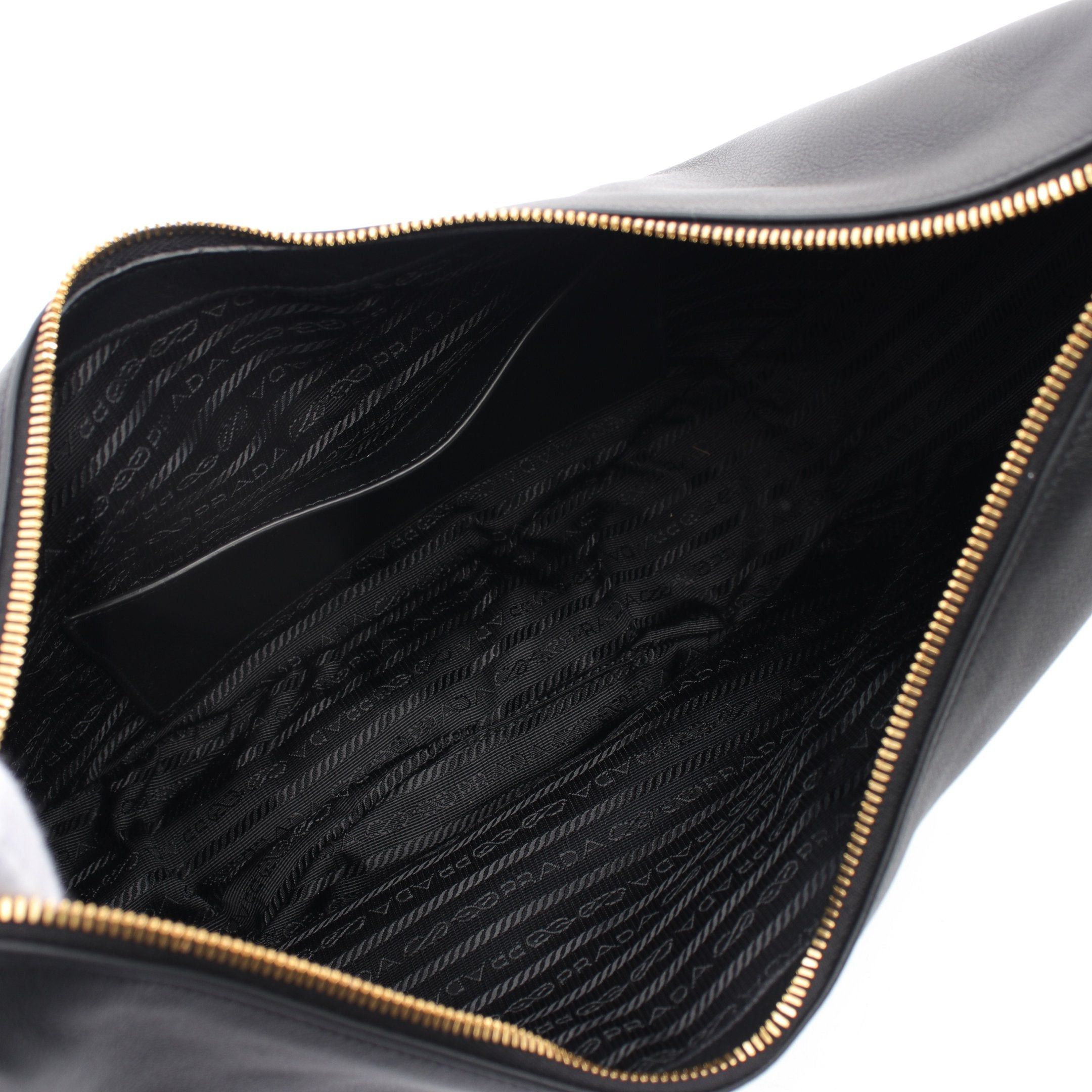Prada Prada Soft Grain One Shoulder Bag Leather Black Size ONE SIZE - 3 Thumbnail
