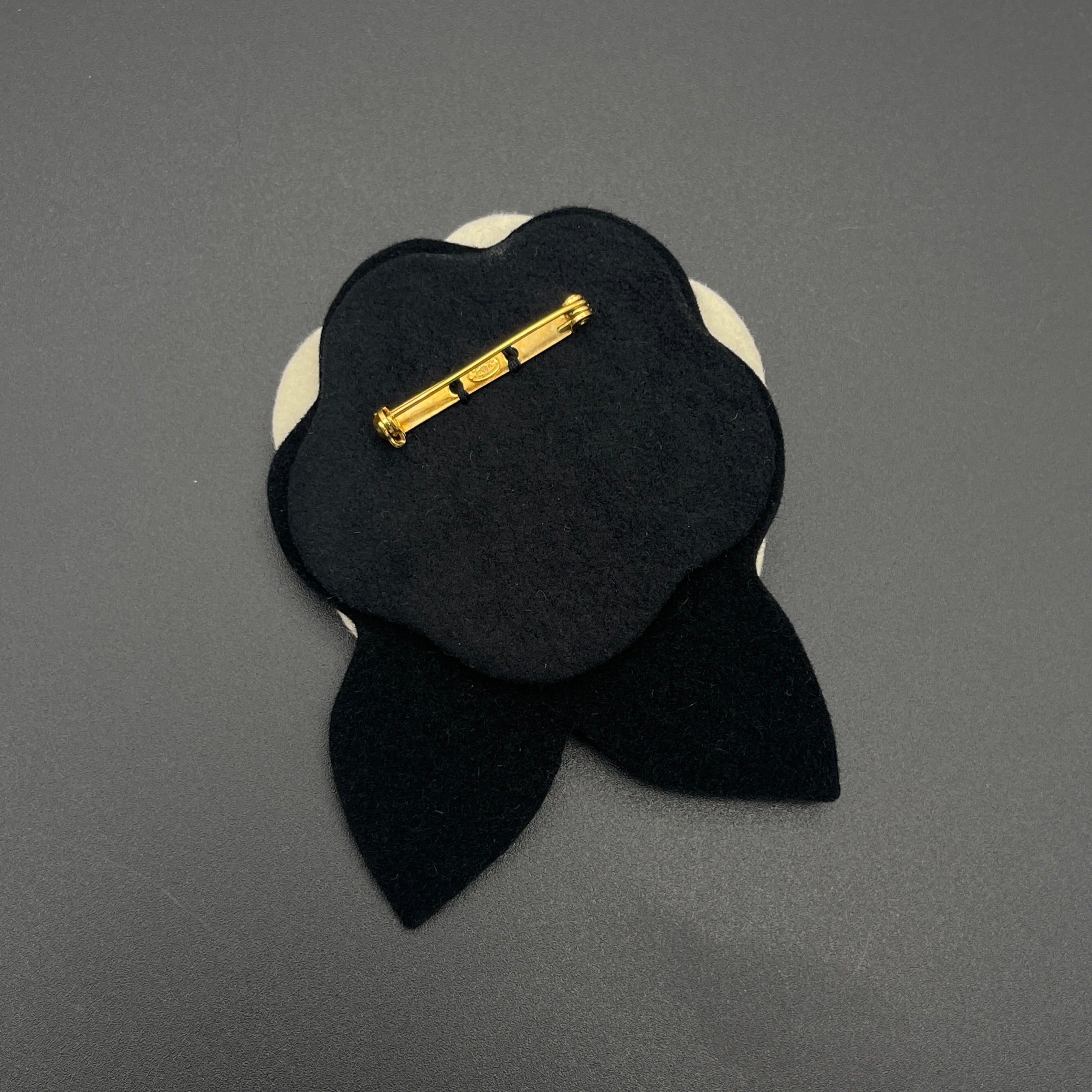 Chanel Chanel Camellia Brooch Corsage 02A Size ONE SIZE - 7 Thumbnail