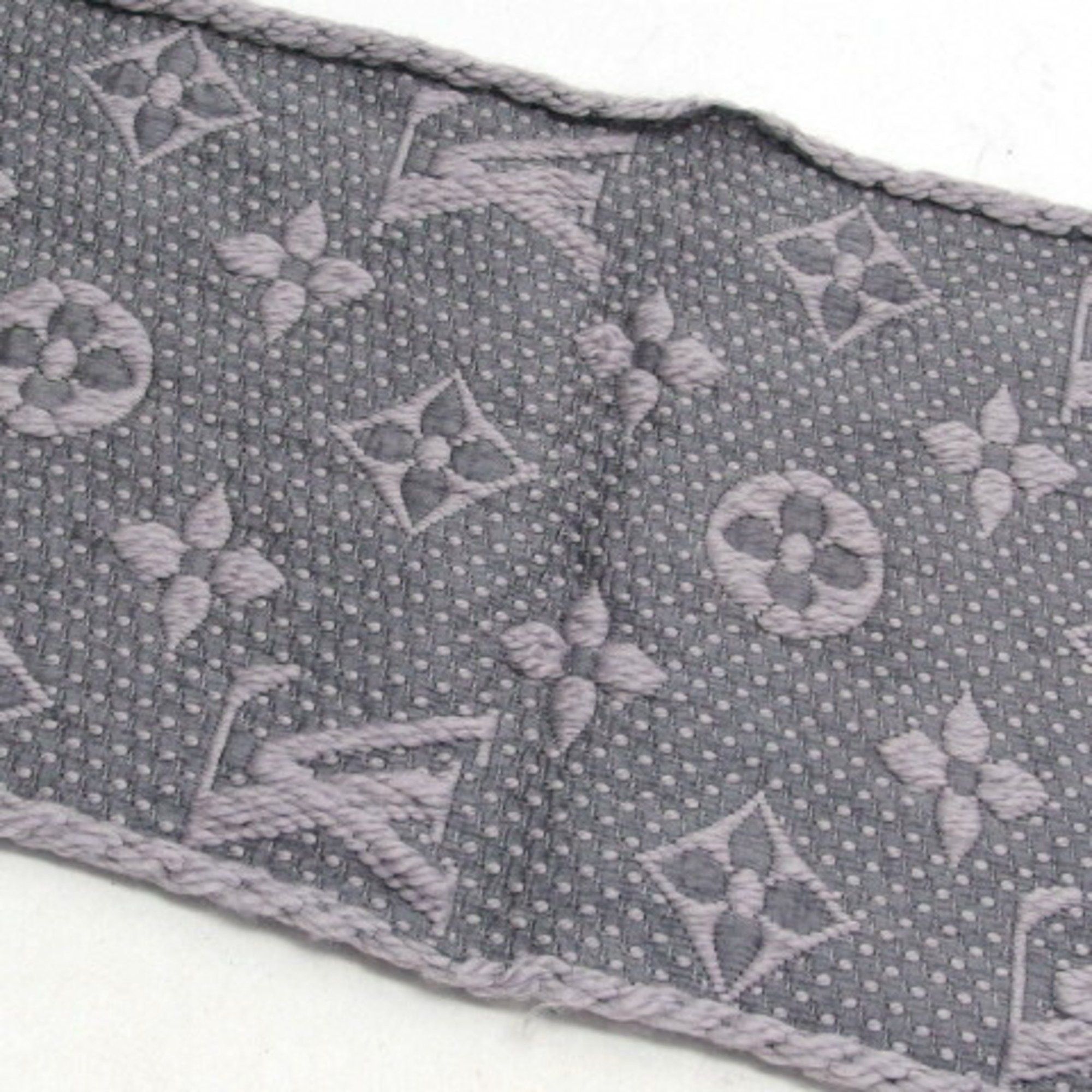 Louis Vuitton Louis Vuitton Monogram Scarf Echarpe Mania Gris Perle Size ONE SIZE - 11 Thumbnail