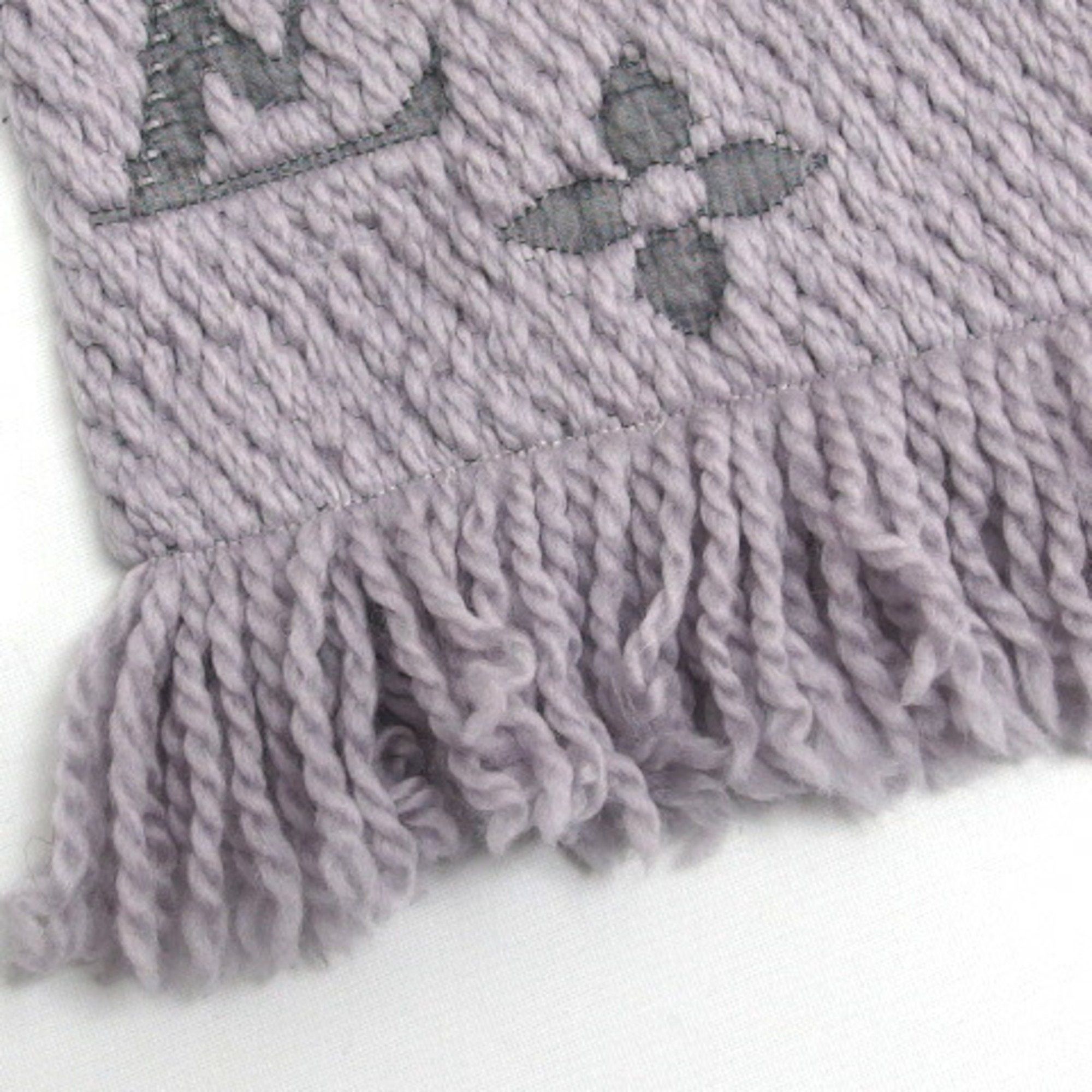 Louis Vuitton Louis Vuitton Monogram Scarf Echarpe Mania Gris Perle Size ONE SIZE - 7 Thumbnail