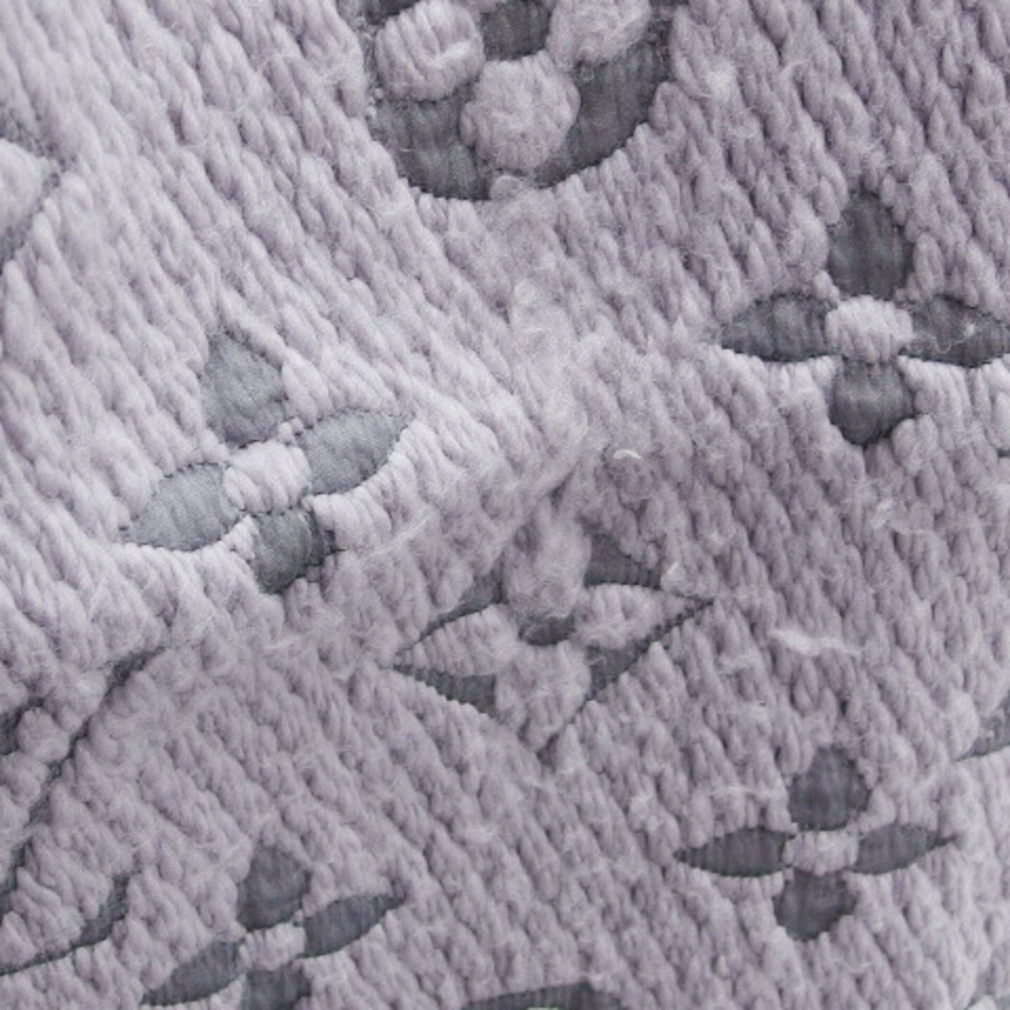 Louis Vuitton Louis Vuitton Monogram Scarf Echarpe Mania Gris Perle Size ONE SIZE - 8 Thumbnail