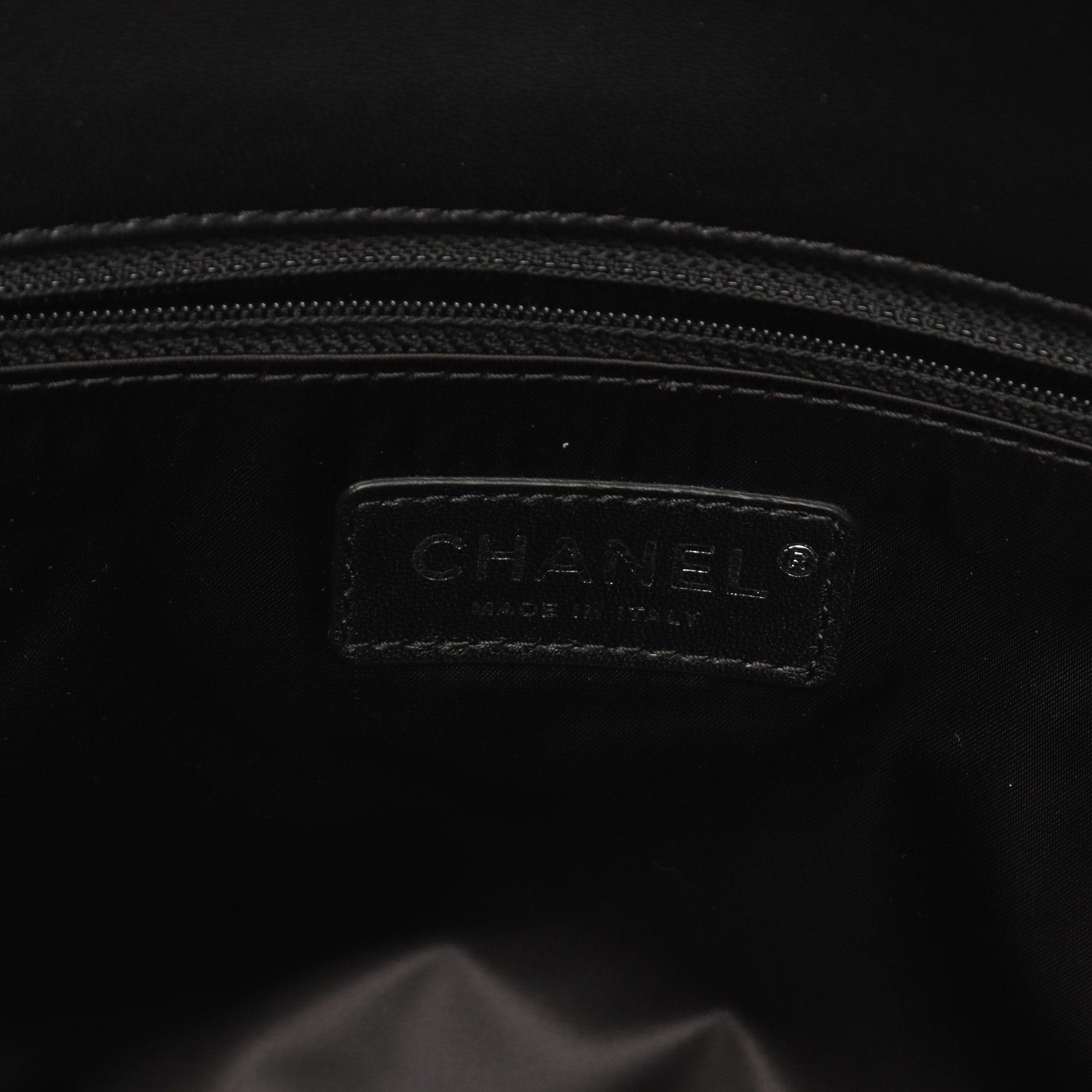 Chanel Chanel Matelasse Double Chain Shoulder Bag Tweed Black Silver Hardware Rame Size ONE SIZE - 4 Thumbnail