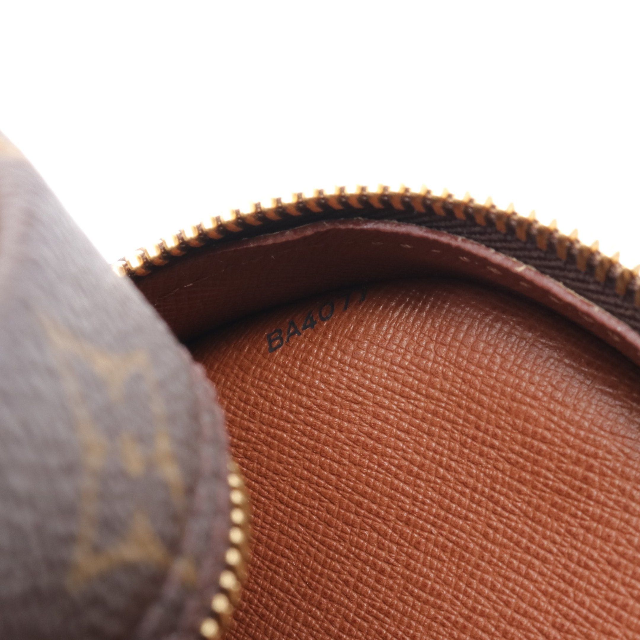 Louis Vuitton Louis Vuitton Blower Monogram Shoulder Bag Leather Brown Size ONE SIZE - 5 Thumbnail