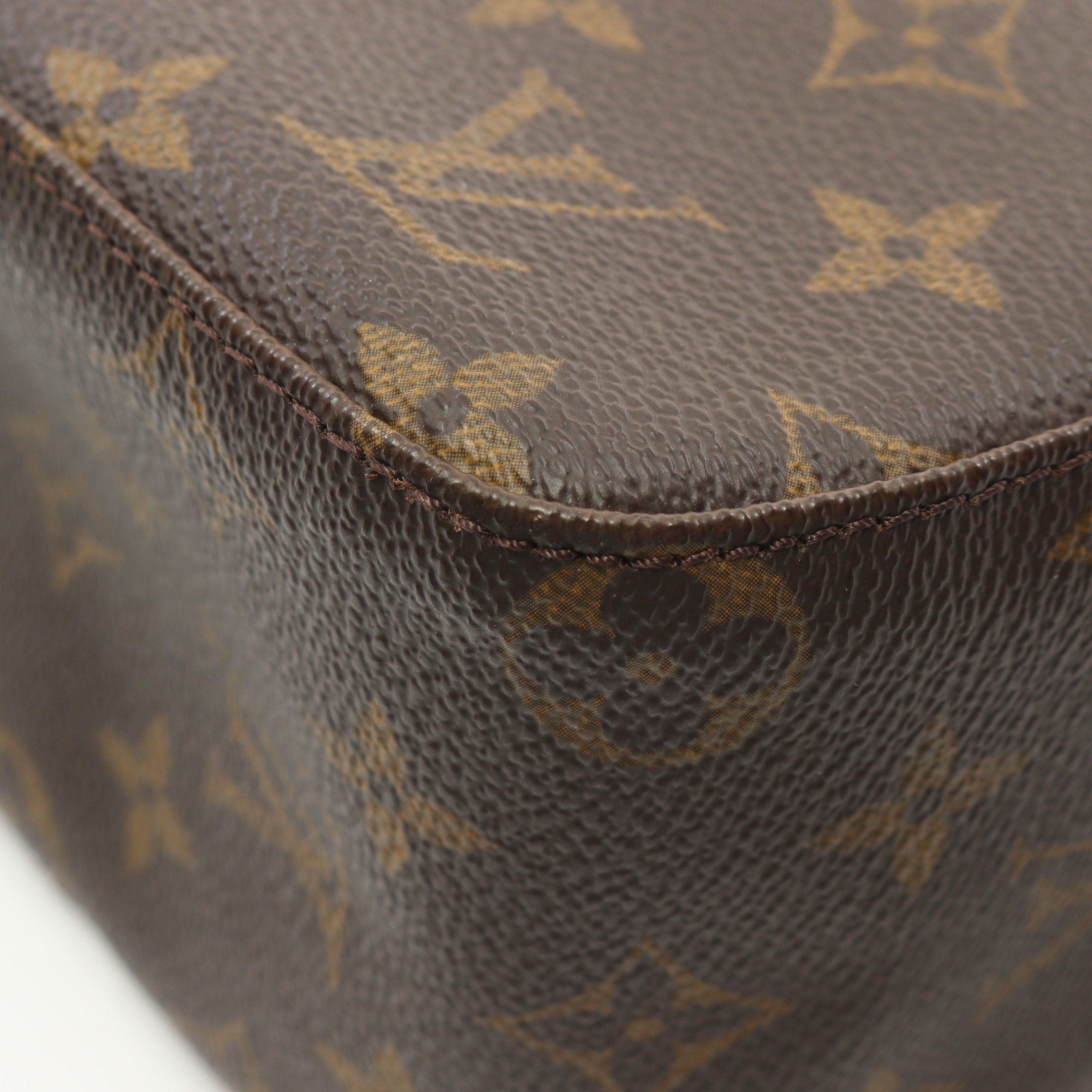 Louis Vuitton Louis Vuitton Looping Mm Monogram Shoulder Bag Leather Brown Size ONE SIZE - 7 Thumbnail