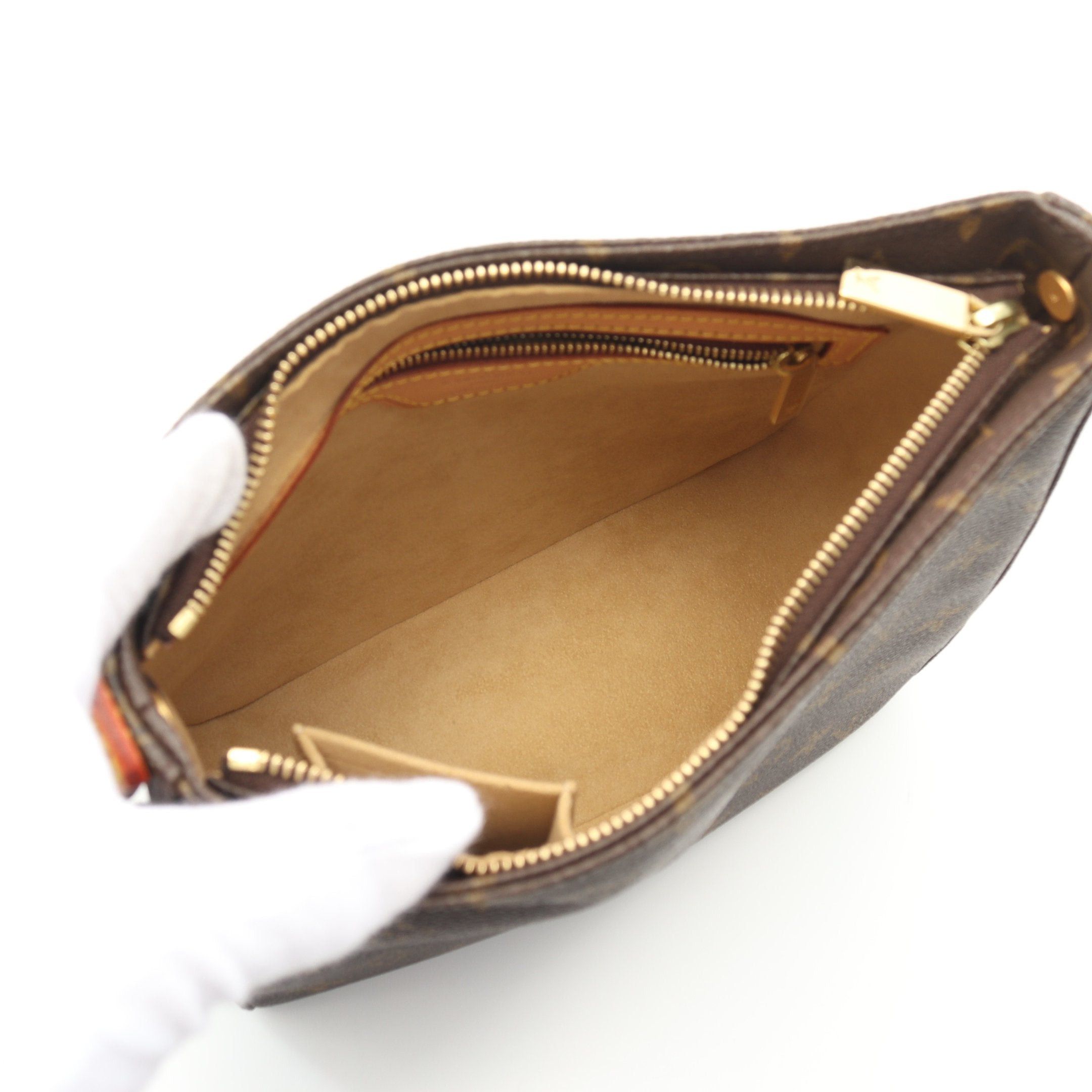 Louis Vuitton Louis Vuitton Looping Mm Monogram Shoulder Bag Leather Brown Size ONE SIZE - 3 Thumbnail