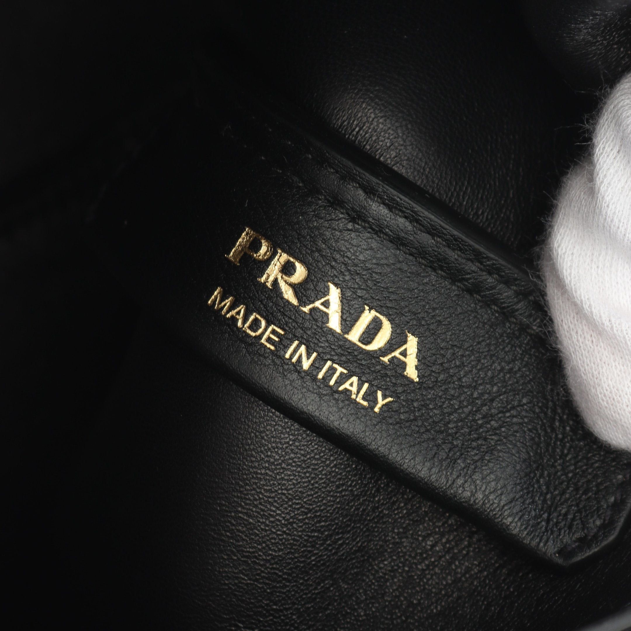 Prada Prada Soft Grain Handbag Tote Bag Leather Black Size ONE SIZE - 4 Thumbnail