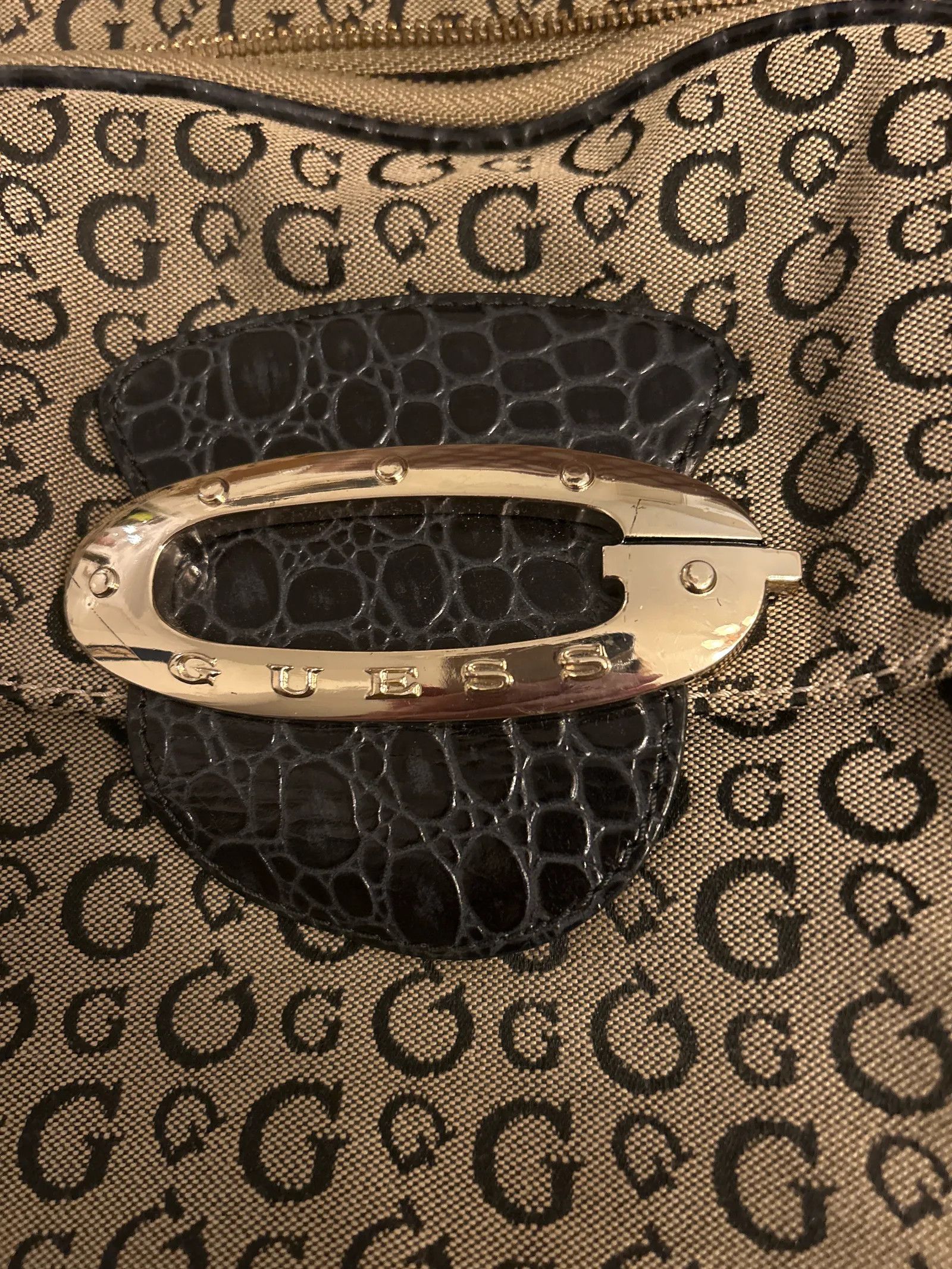Guess Guess Bucket Bag Size ONE SIZE - 2 Thumbnail