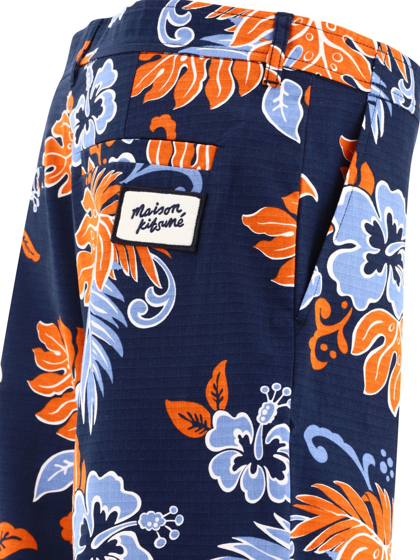 Maison Kitsune Board Shorts Size US 28 / EU 44 - 4 Thumbnail