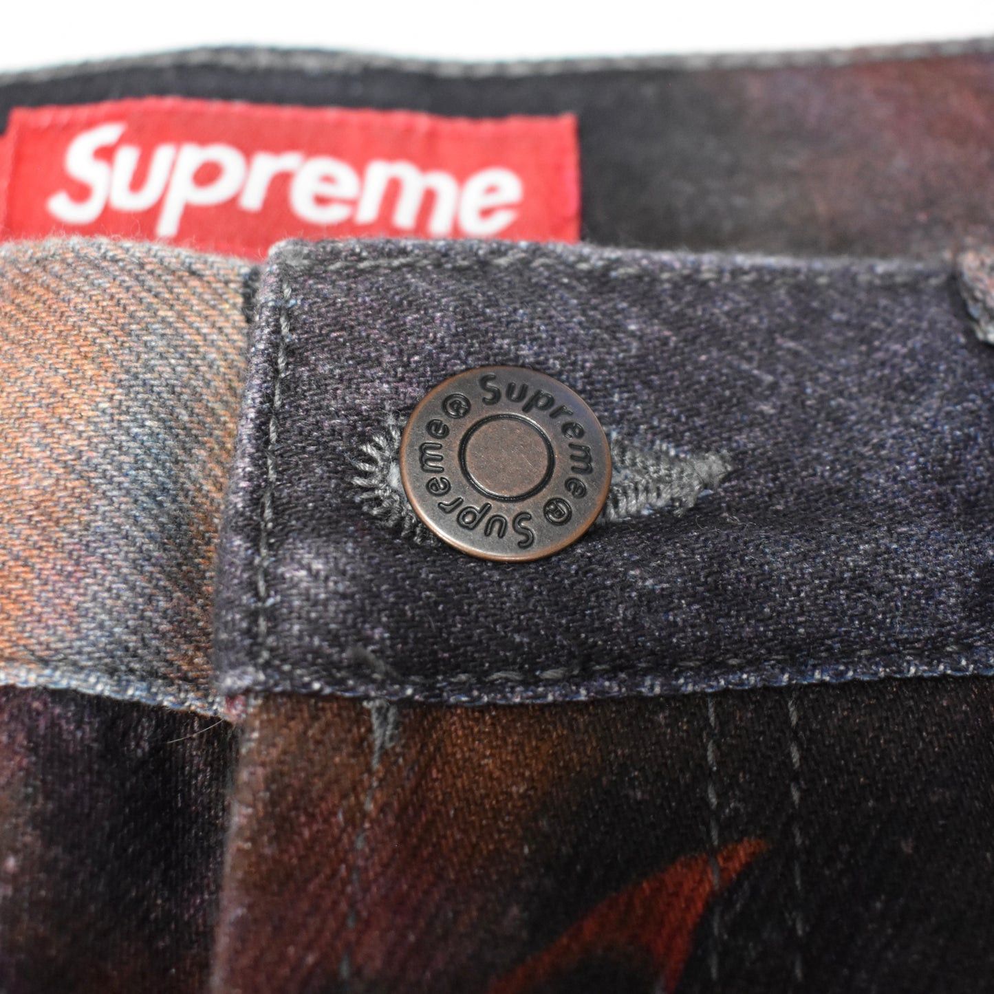 Supreme Supreme Frazetta Artwork Print Denim Loose Fit Jeans Size US 32 / EU 48 - 5 Thumbnail