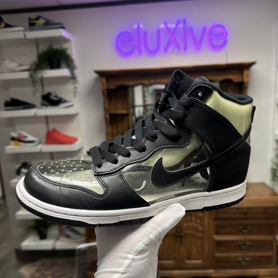 Comme des Garcons × Nike Comme des Garcons Nike Dunk Hi Retro CDG Clear 2017 Size US 8 / EU 41 - 16 Thumbnail