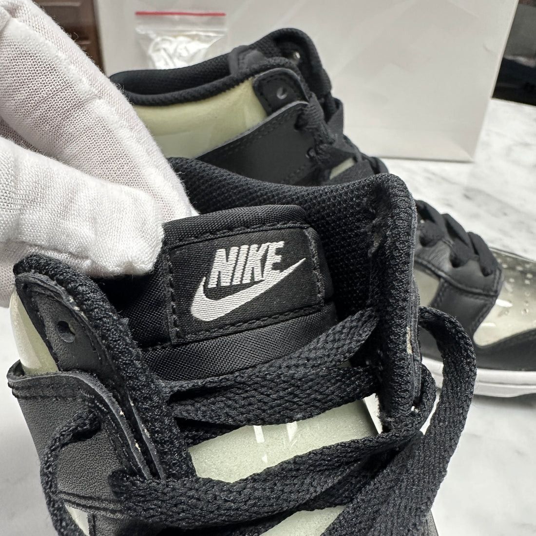 Comme des Garcons × Nike Comme des Garcons Nike Dunk Hi Retro CDG Clear 2017 Size US 8 / EU 41 - 11 Thumbnail