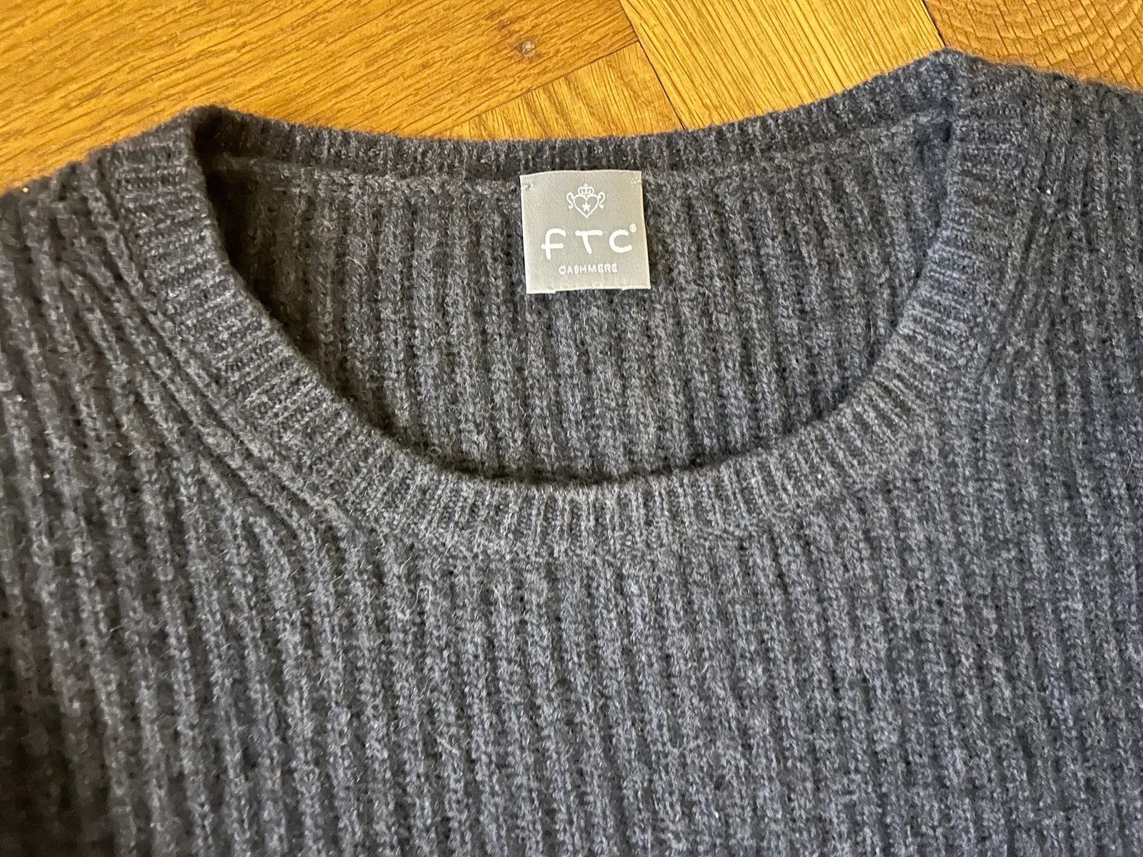 FTC FTC Cashmere Sweater Size L / US 10 / IT 46 - 2 Thumbnail