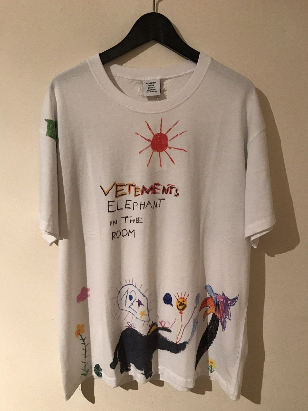 Vetements Vetements Elephant In The Room Runway T-Shirt | Grailed