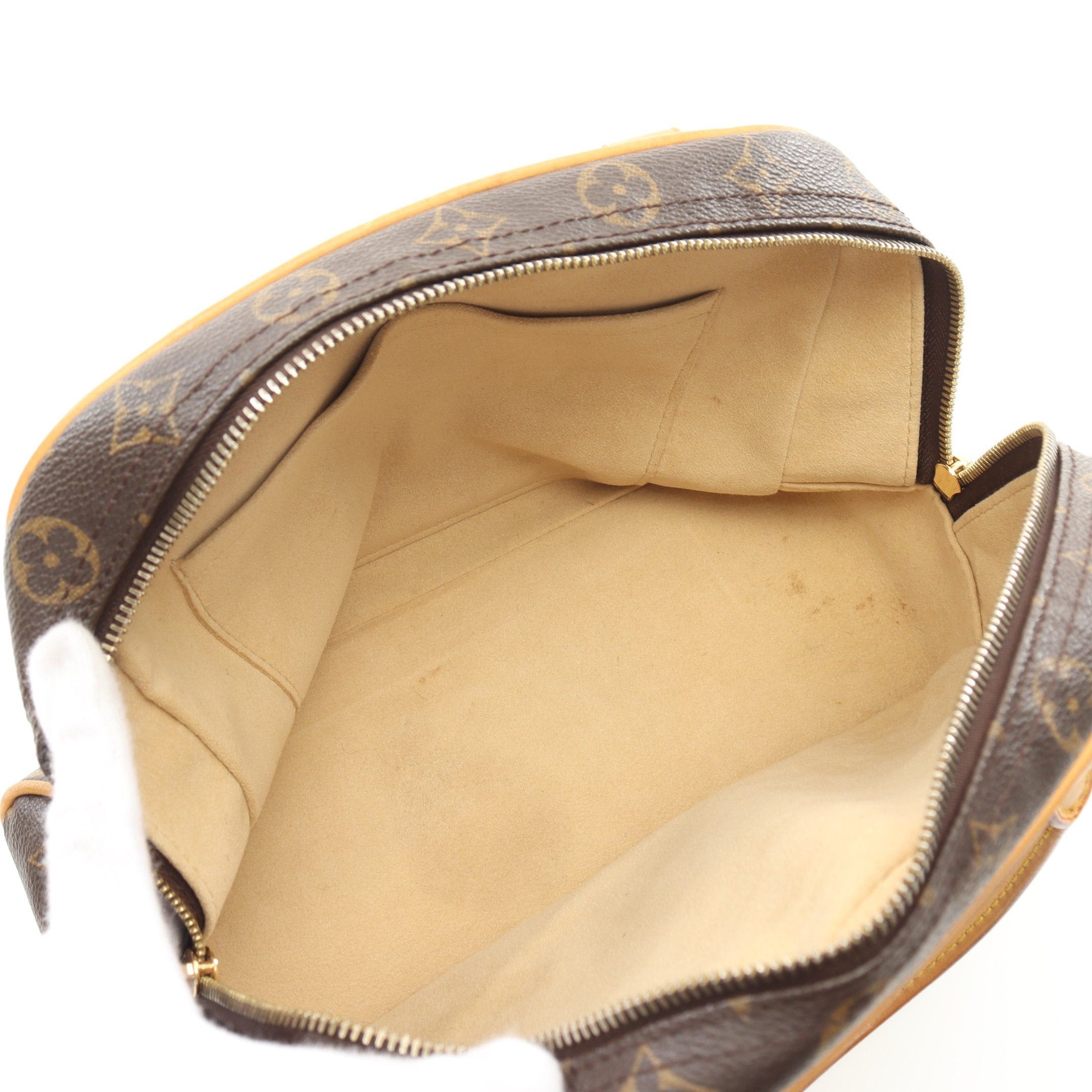 Louis Vuitton Louis Vuitton Manhattan Pm Monogram Handbag Leather Brown Size ONE SIZE - 3 Thumbnail