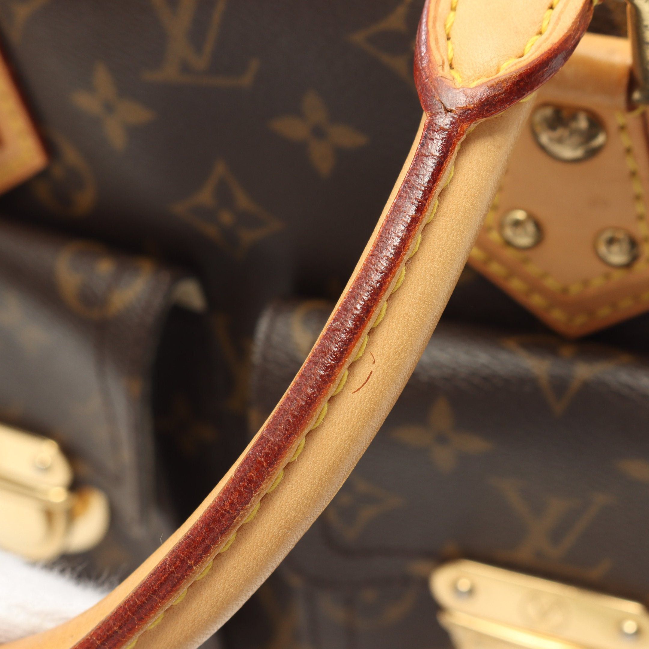 Louis Vuitton Louis Vuitton Manhattan Pm Monogram Handbag Leather Brown Size ONE SIZE - 9 Thumbnail