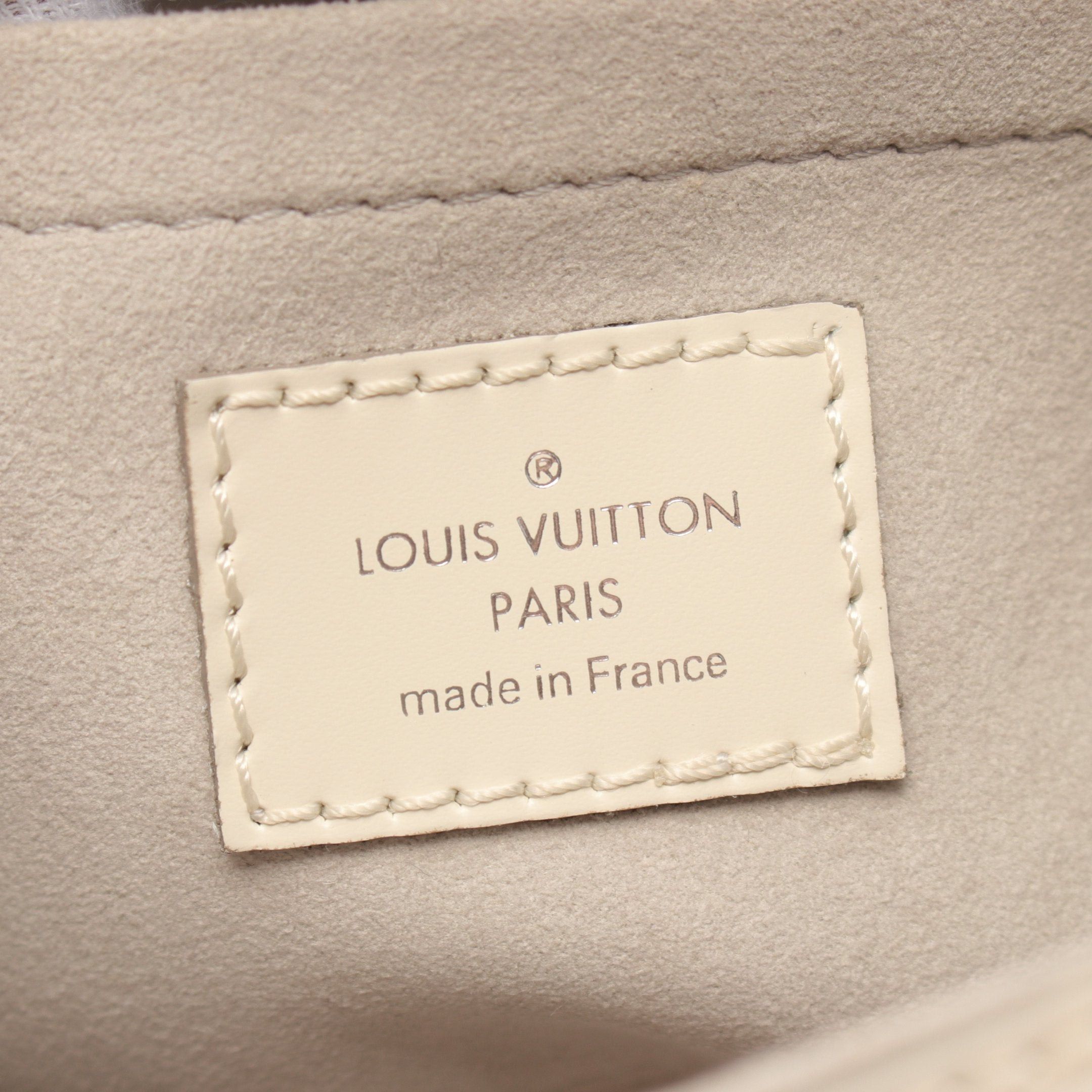 Louis Vuitton Louis Vuitton Pochette Montaigne Epi Yvoire Shoulder Bag Leather White Size ONE SIZE - 4 Thumbnail