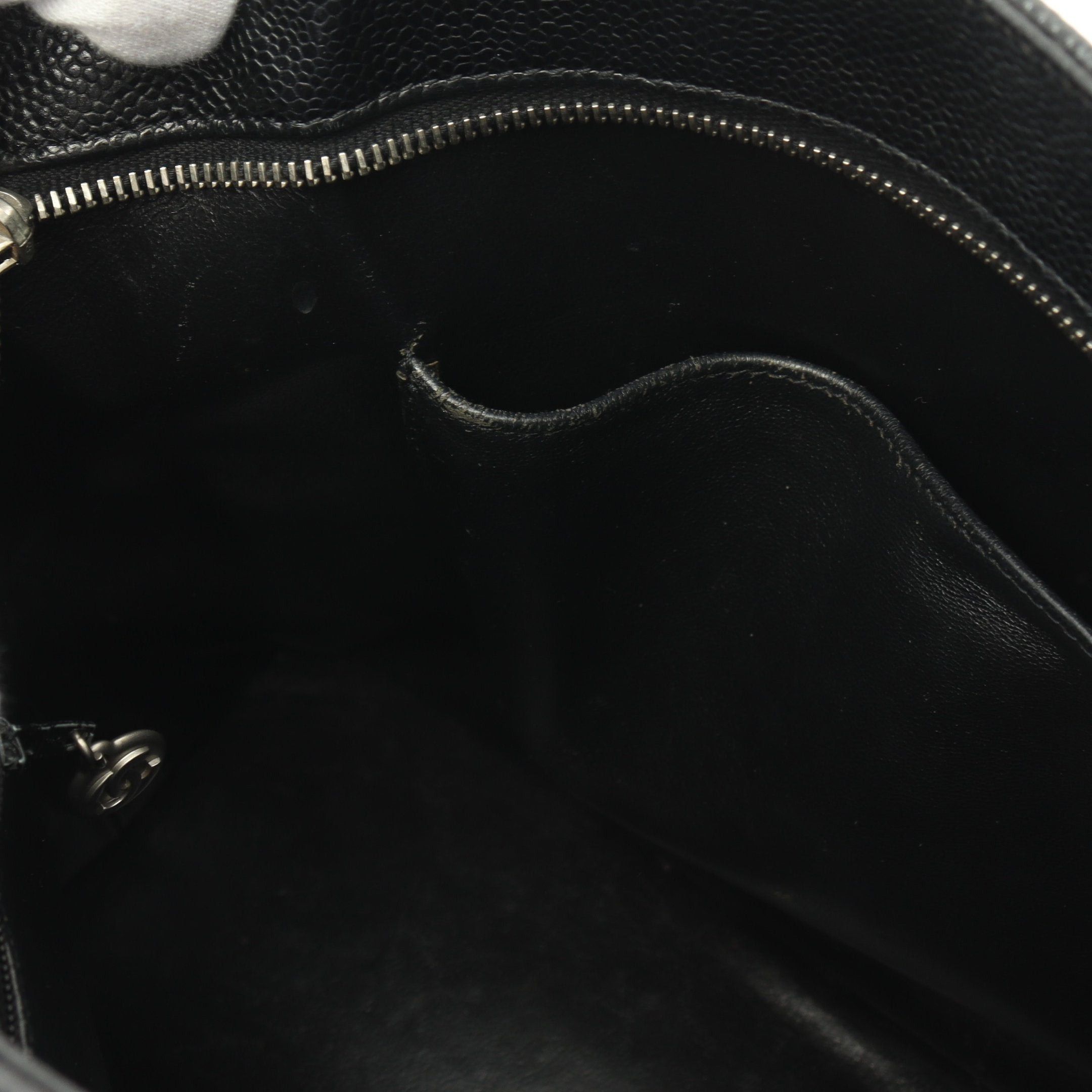 Chanel Chanel Reissue Tote Handbag Bag Caviar Skin Black Silver Hardware Size ONE SIZE - 7 Thumbnail