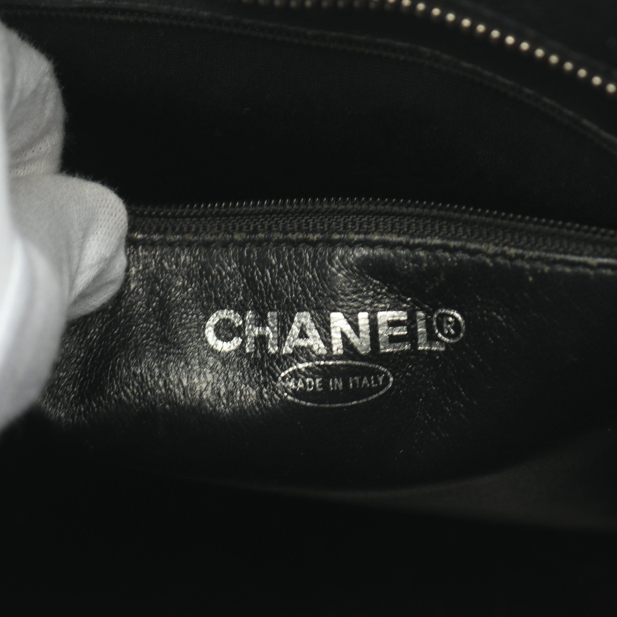 Chanel Chanel Reissue Tote Handbag Bag Caviar Skin Black Silver Hardware Size ONE SIZE - 4 Thumbnail