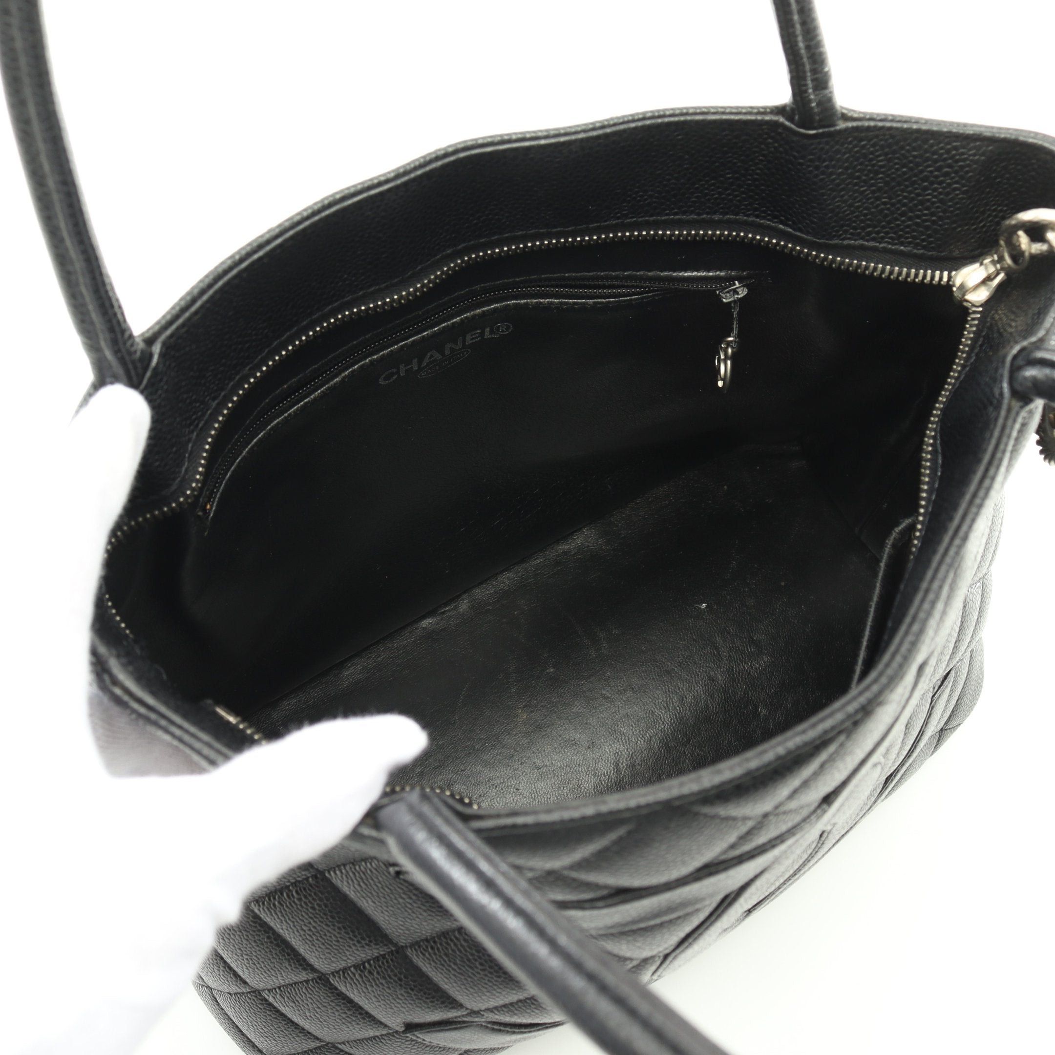 Chanel Chanel Reissue Tote Handbag Bag Caviar Skin Black Silver Hardware Size ONE SIZE - 3 Thumbnail