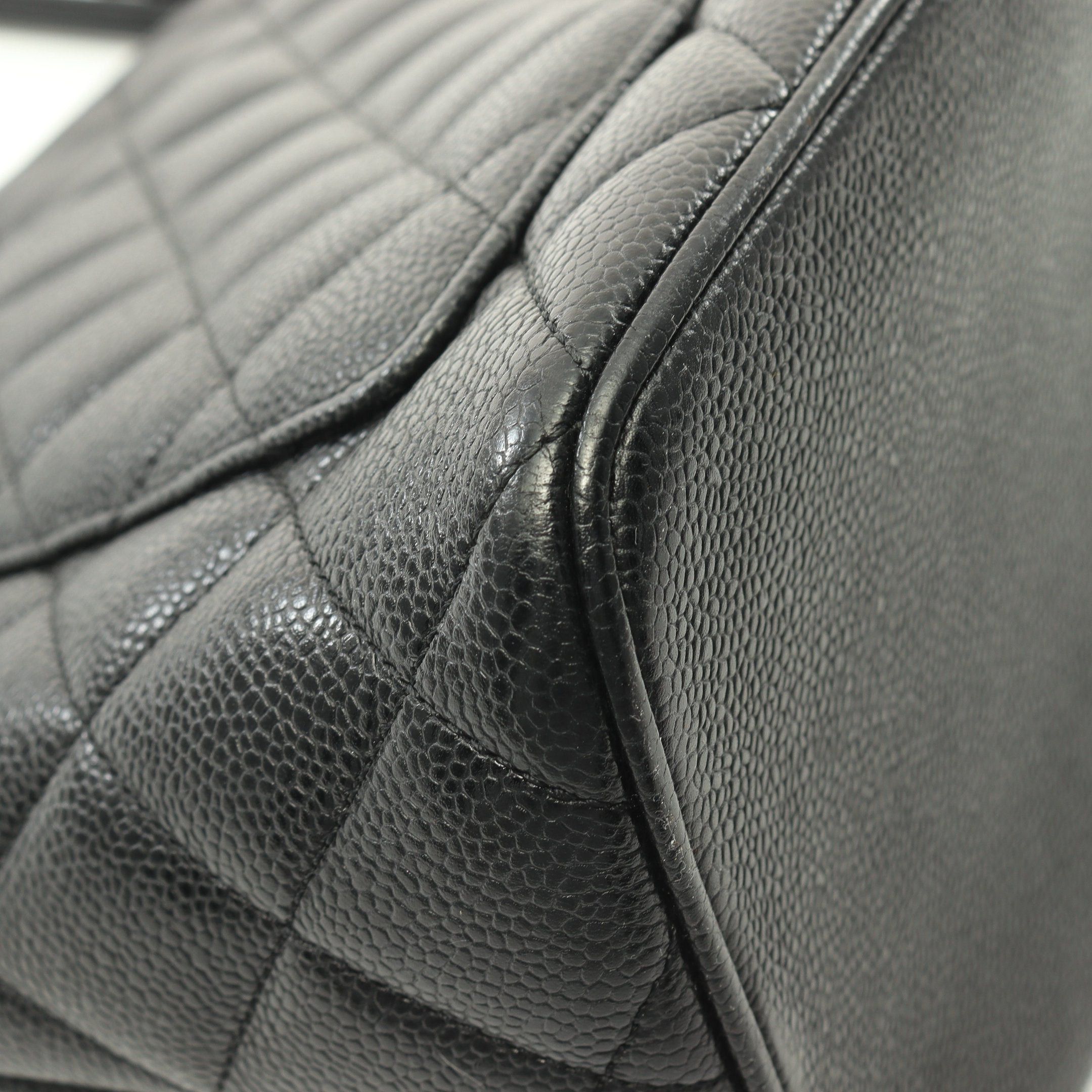 Chanel Chanel Reissue Tote Handbag Bag Caviar Skin Black Silver Hardware Size ONE SIZE - 9 Thumbnail