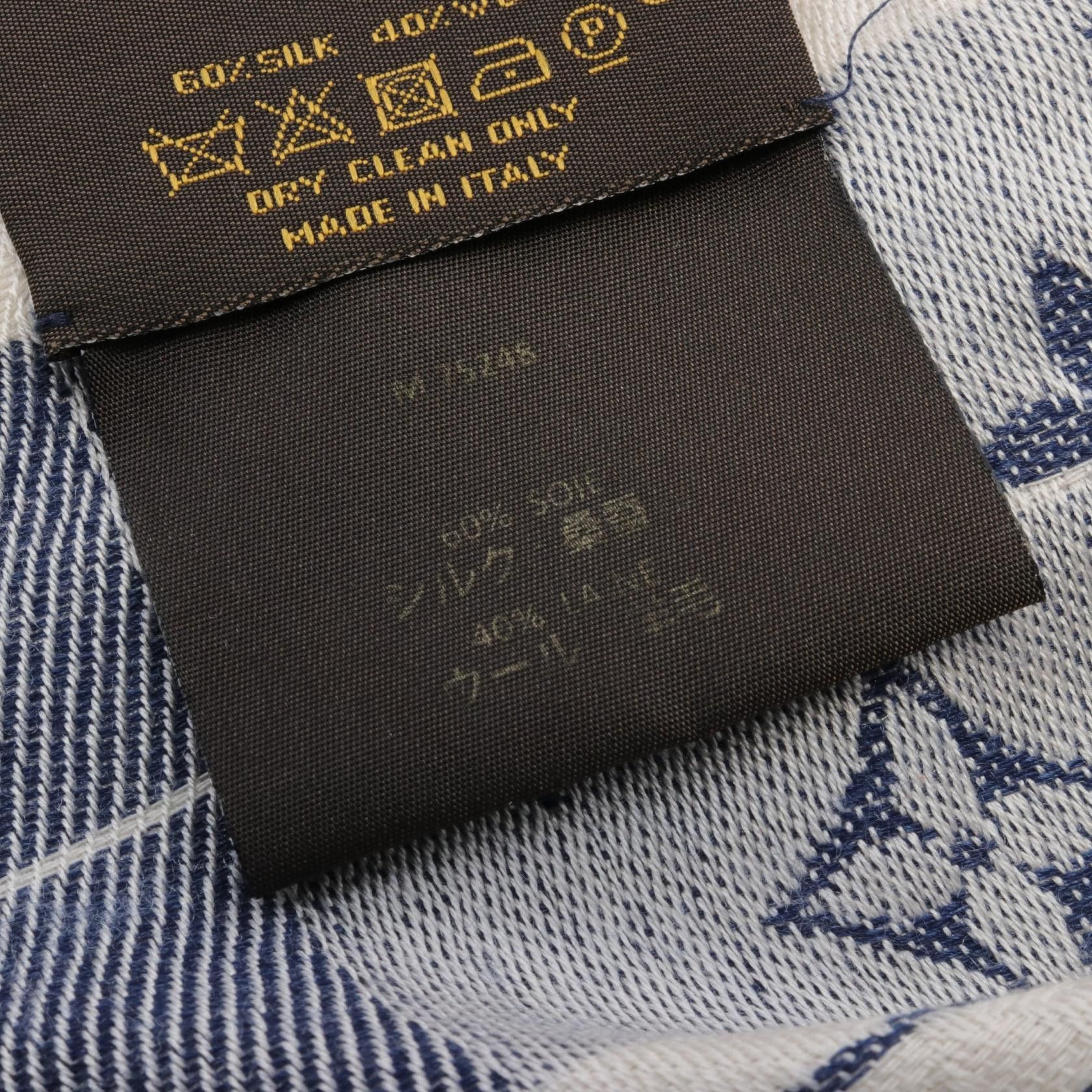 Louis Vuitton Louis Vuitton Monogram Reyeur Mattress Shawl Stall Silk Wool Navy Off White Red Size ONE SIZE - 3 Thumbnail