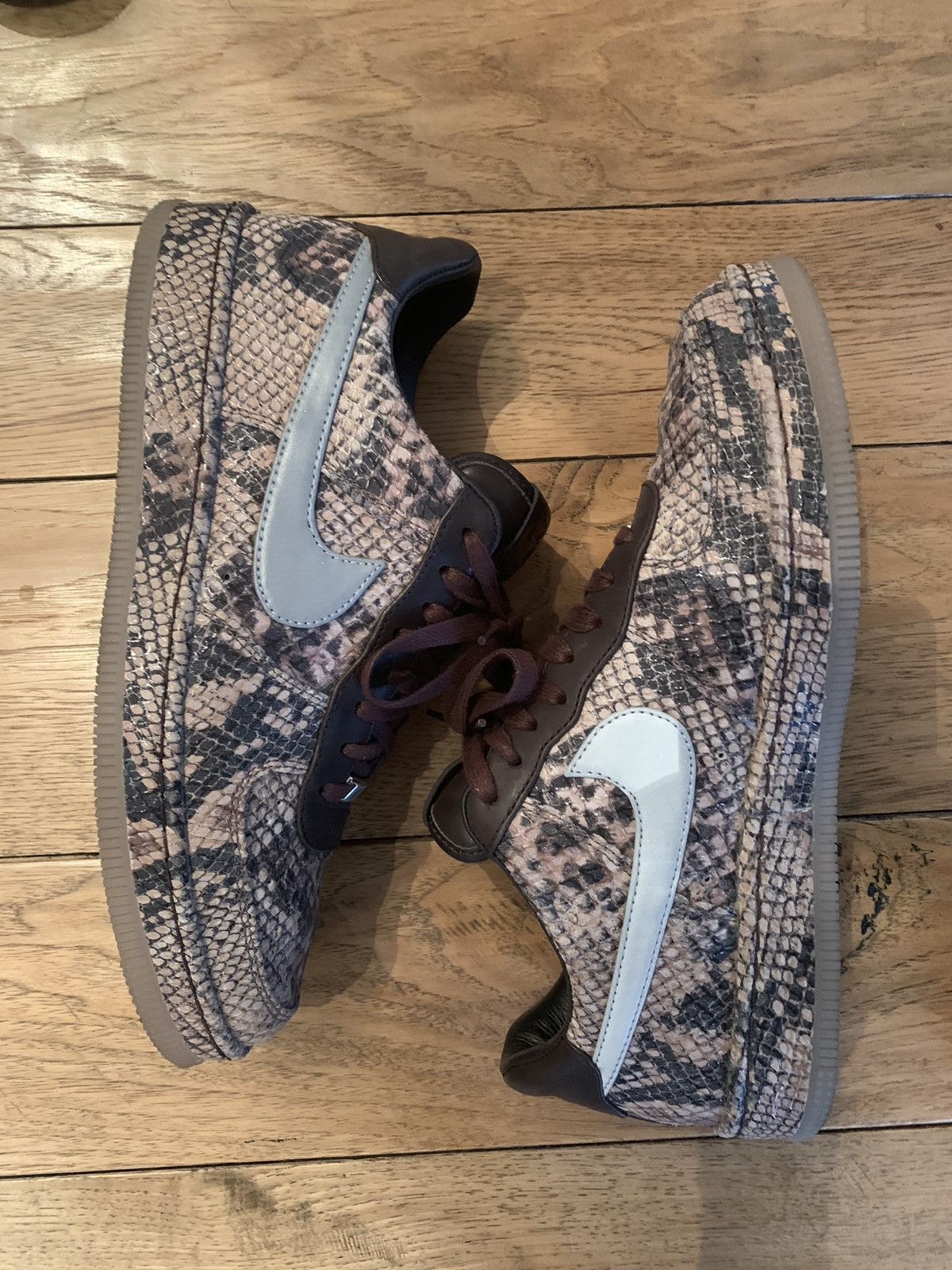 Nike air force 1 downtown python hotsell