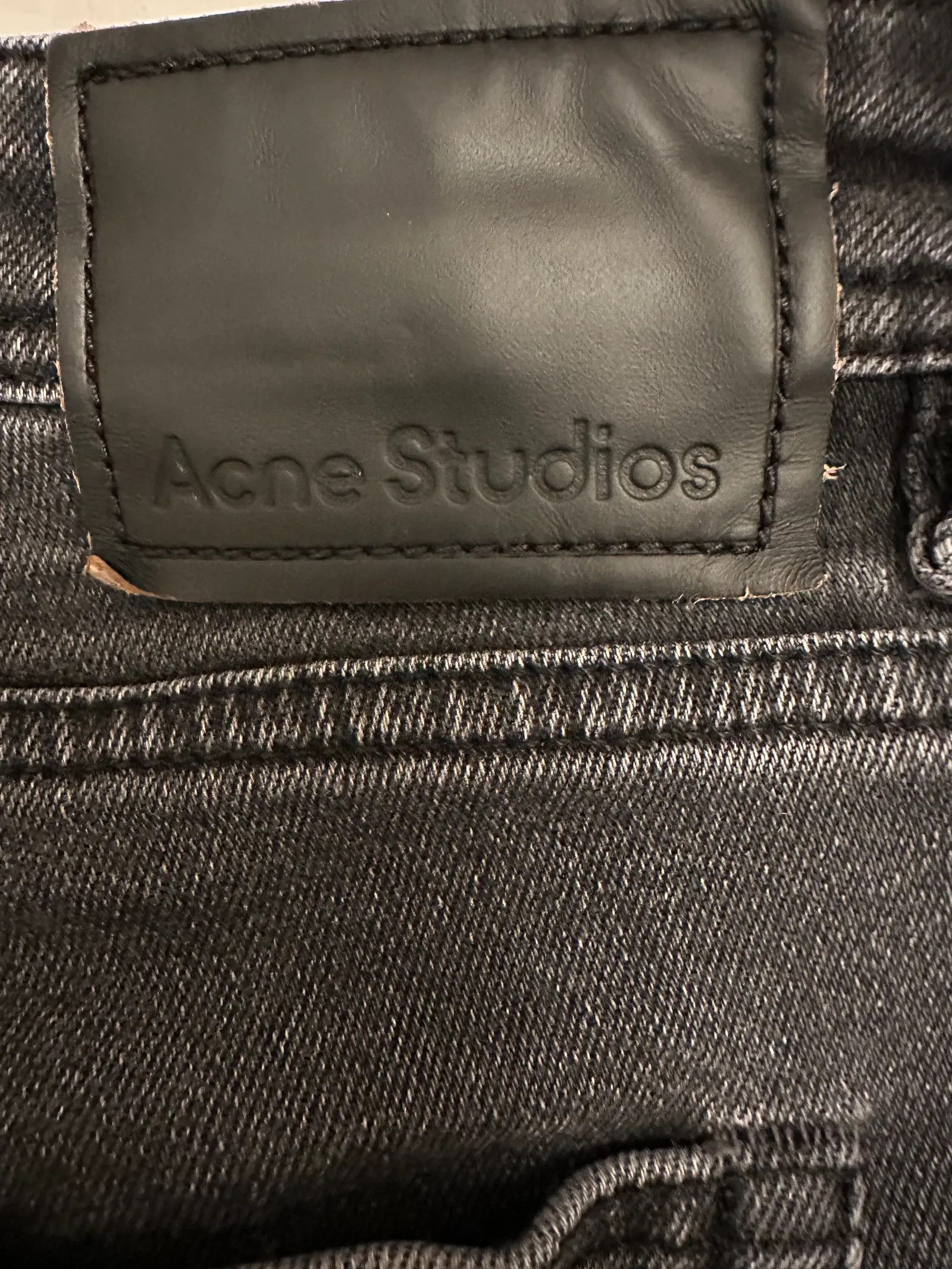 Acne Studios Acne Studios Skinny fit Peg Used blk Jeans Size 28" / US 6 / IT 42 - 2 Thumbnail