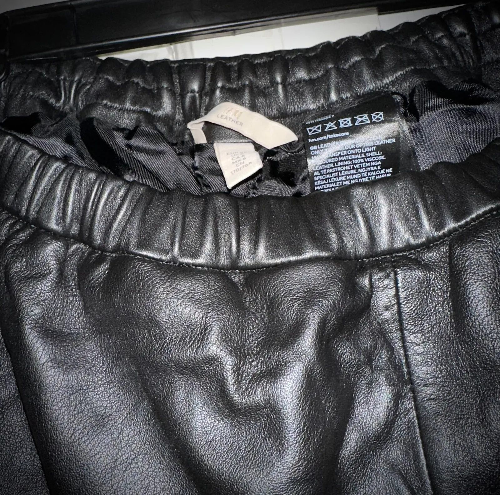 H&M H&M leather Pants Size 28" / US 6 / IT 42 - 2 Thumbnail
