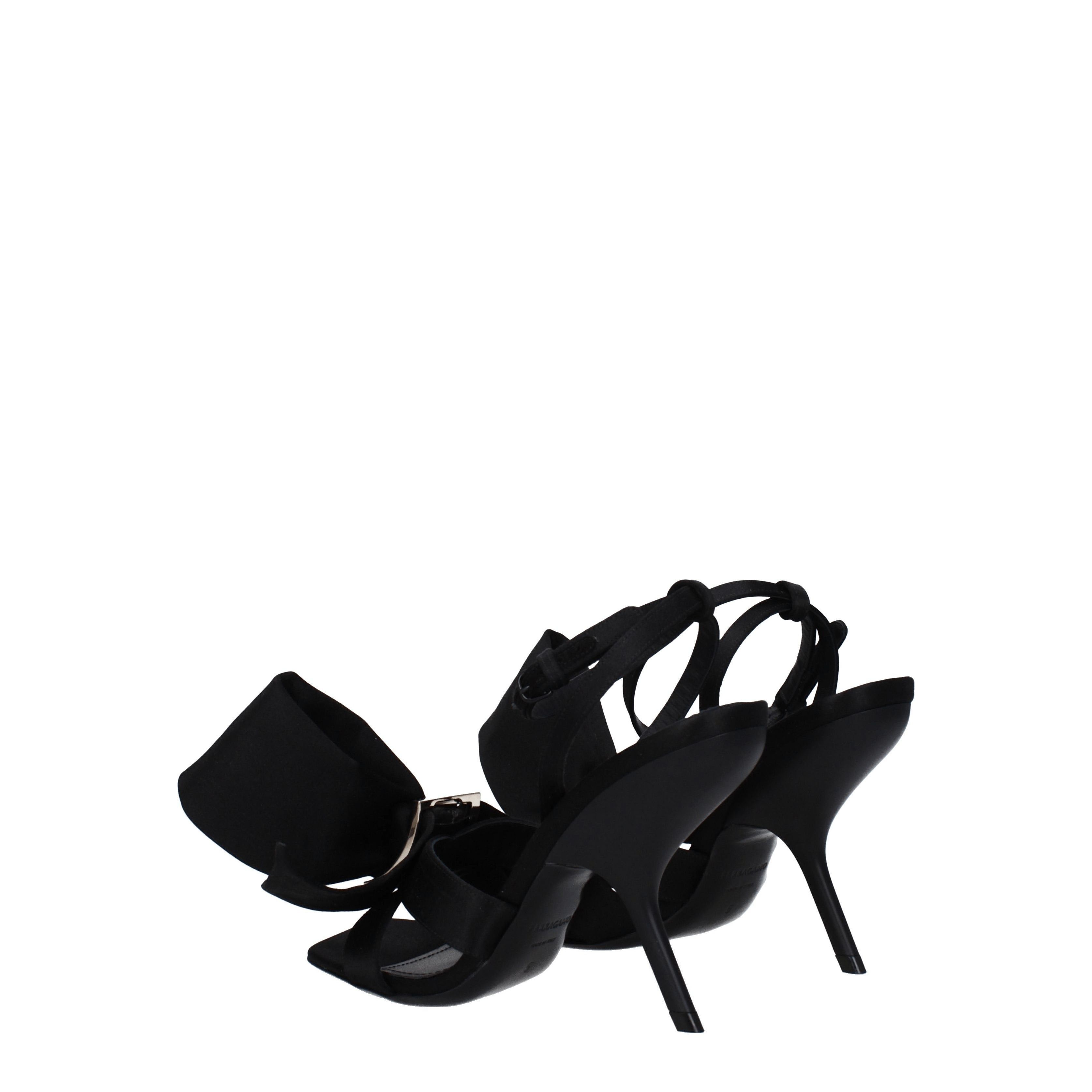 Salvatore Ferragamo Sandals in Satin Size US 7 / IT 37 - 4 Thumbnail