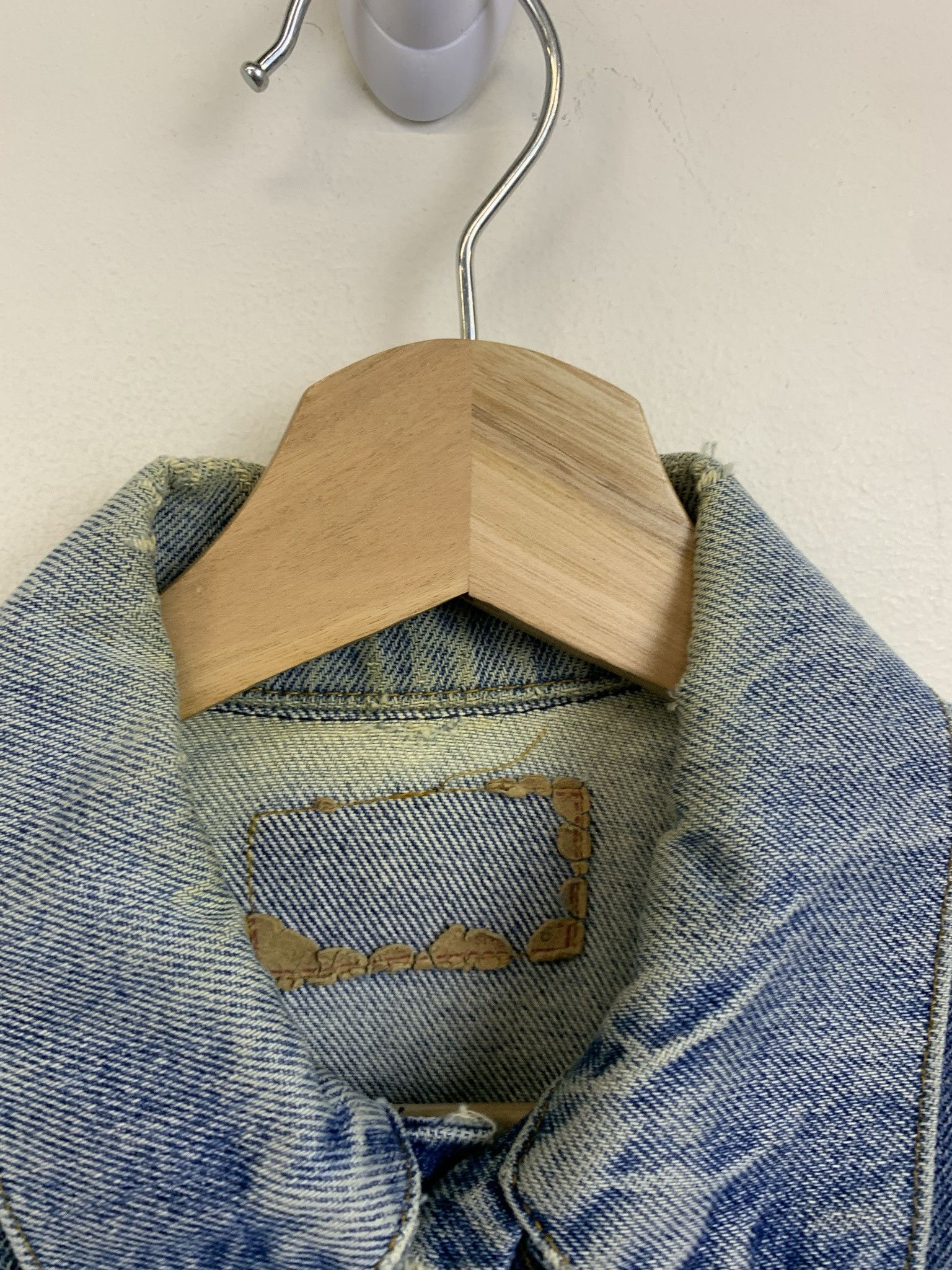 Levi's Vintage 1990s Levi's Faded Denim Jacket Size XS Size US XS / EU 42 / 0 - 3 Thumbnail