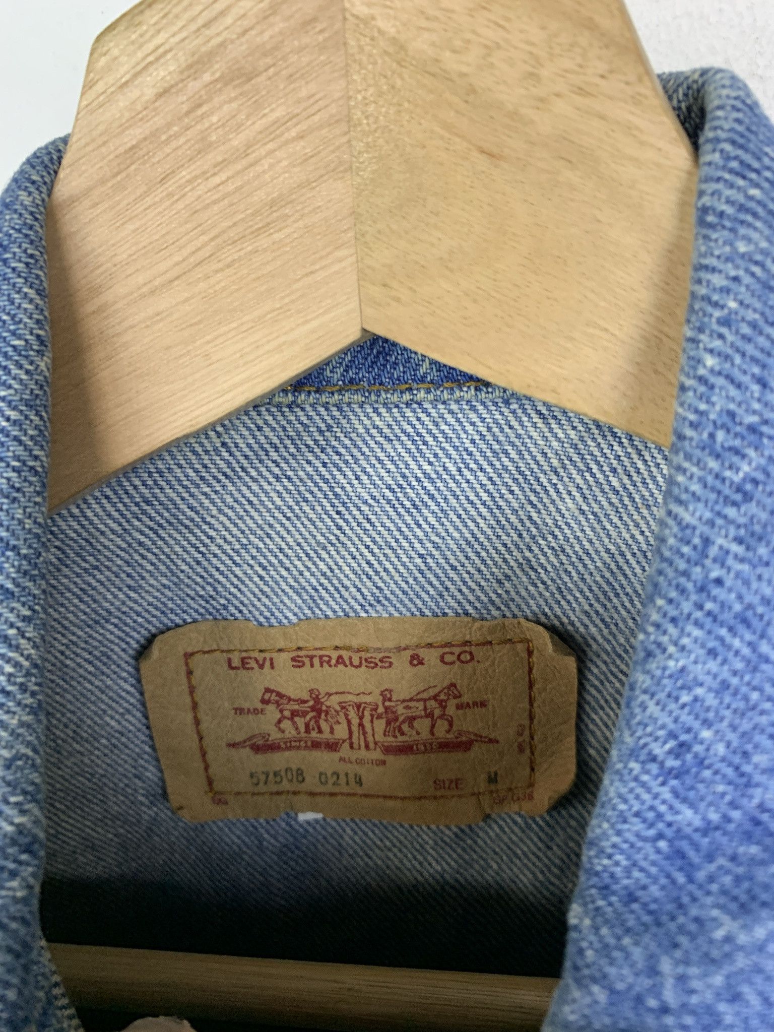 Levi's Vintage 1990s Levi's Denim Trucker Jacket Size S Size US S / EU 44-46 / 1 - 2 Thumbnail