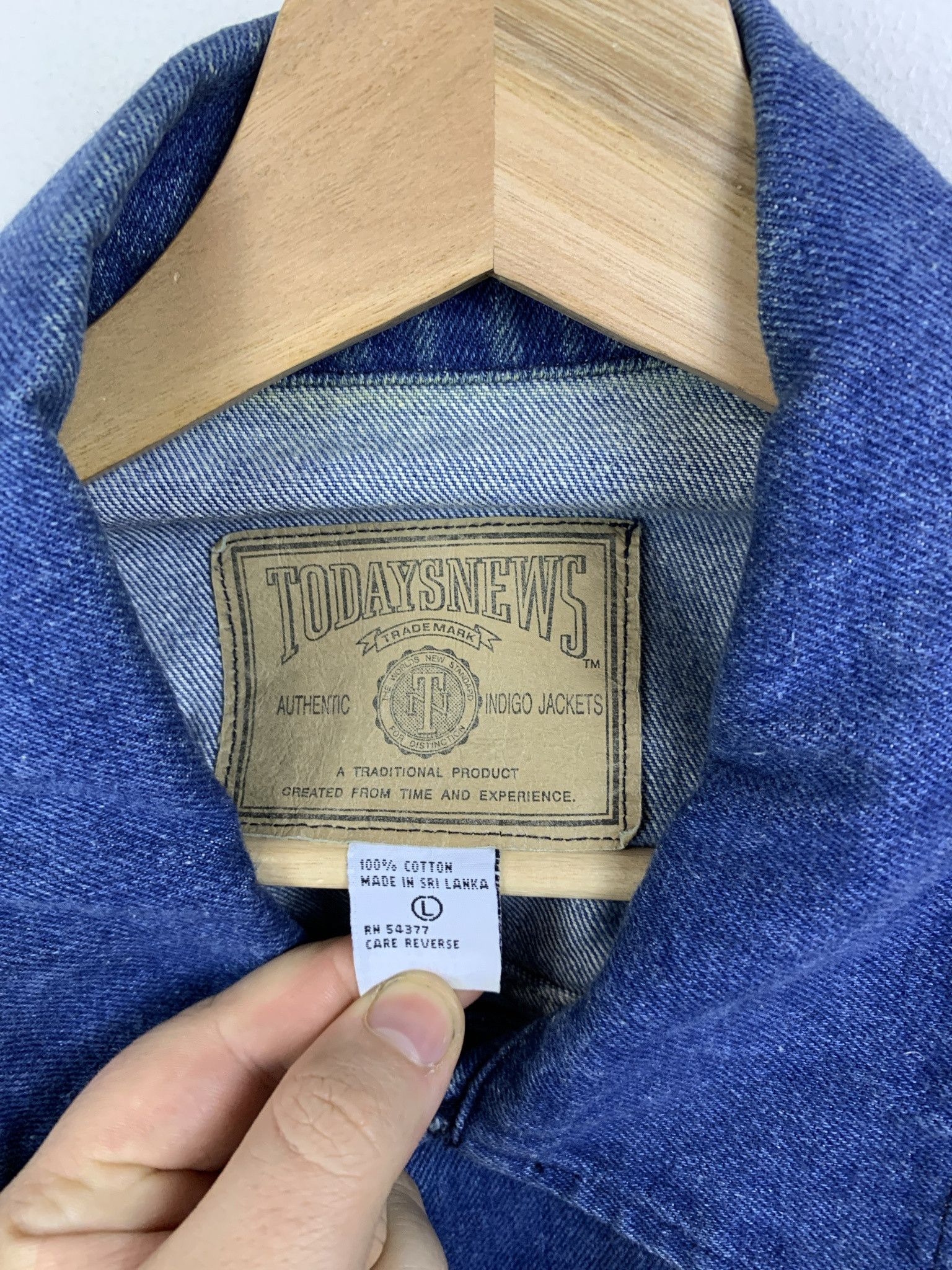 Levi's Vintage 90s Today's News Denim Jakcet Size L Size US L / EU 52-54 / 3 - 2 Thumbnail