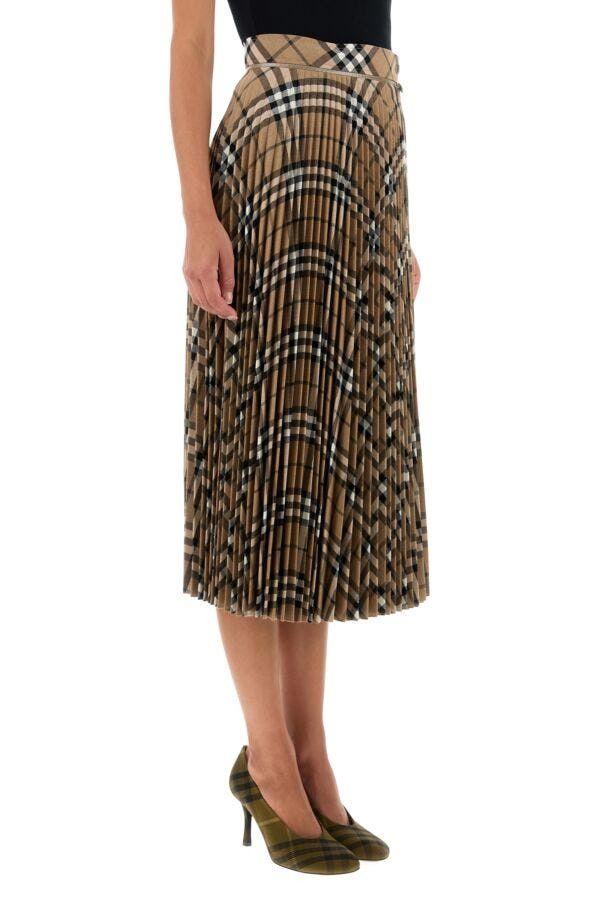 Burberry Embroidered Polyester Blend Skirt Size 25" / US 0 / IT 36 - 5 Thumbnail