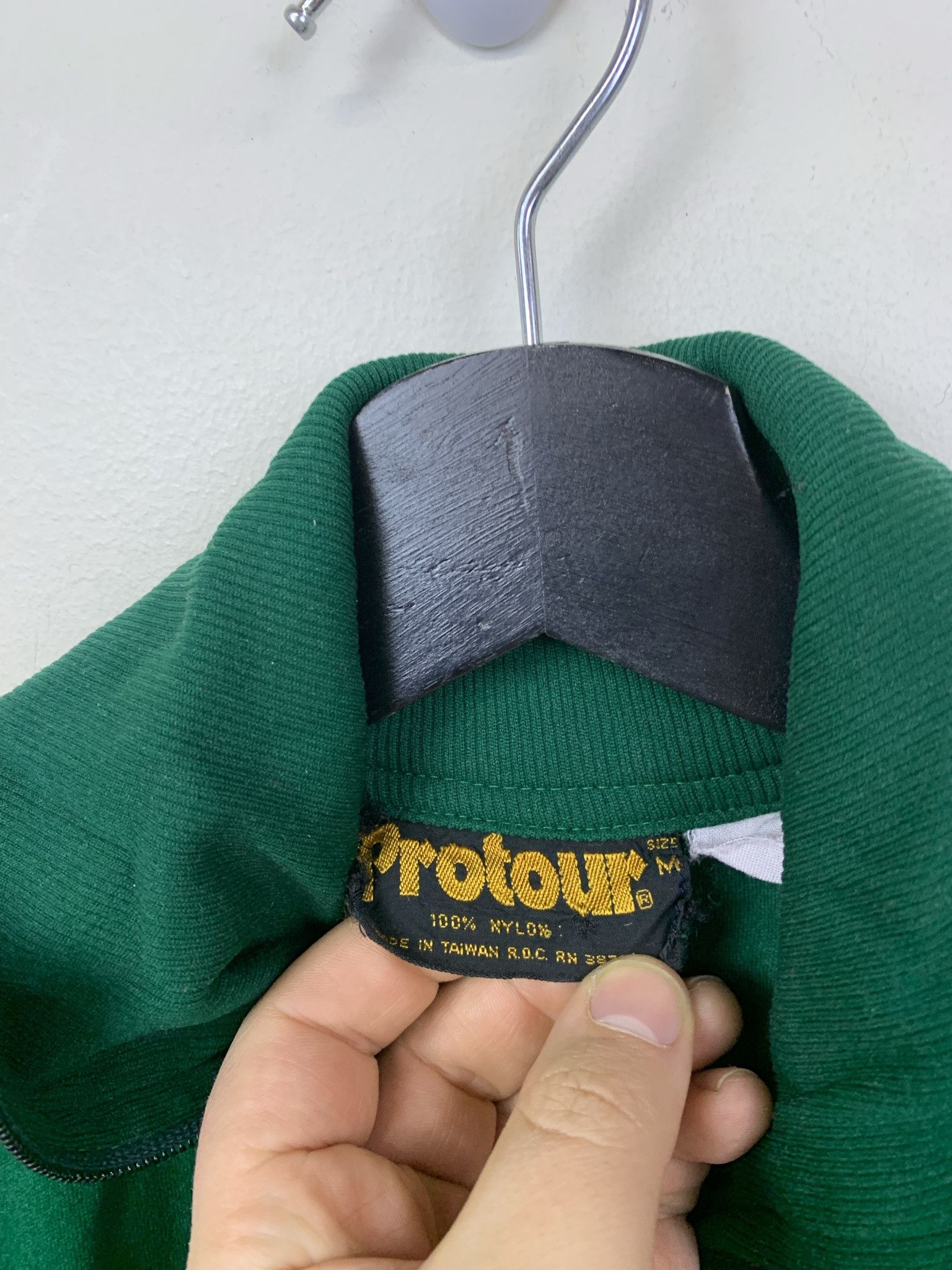 Vintage Vintage 1970s Squid Game Protour Green Track Jacket Size M Size US M / EU 48-50 / 2 - 4 Thumbnail