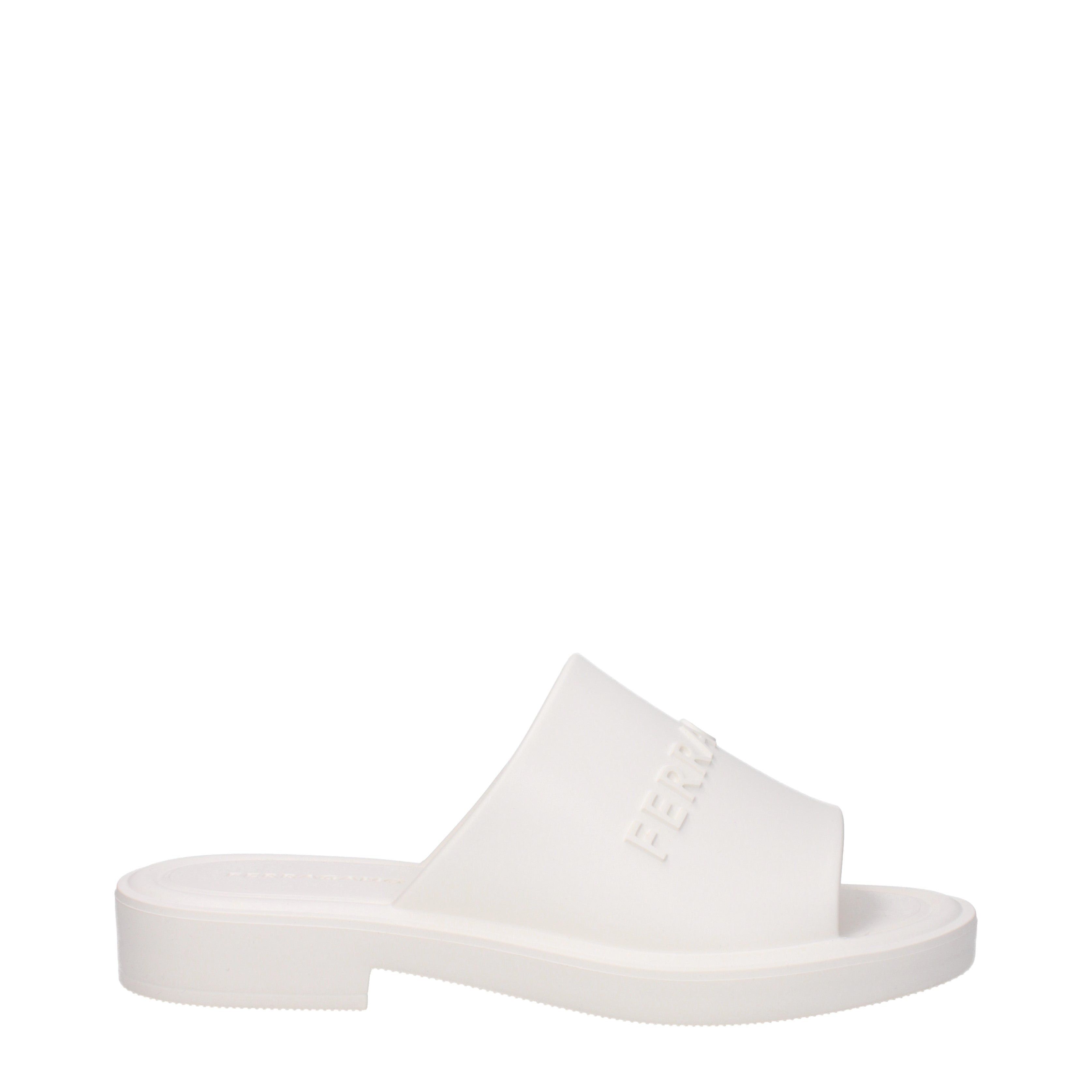 Salvatore Ferragamo Sandals & Slippers in Rubber Size US 5 / IT 35 - 2 Thumbnail